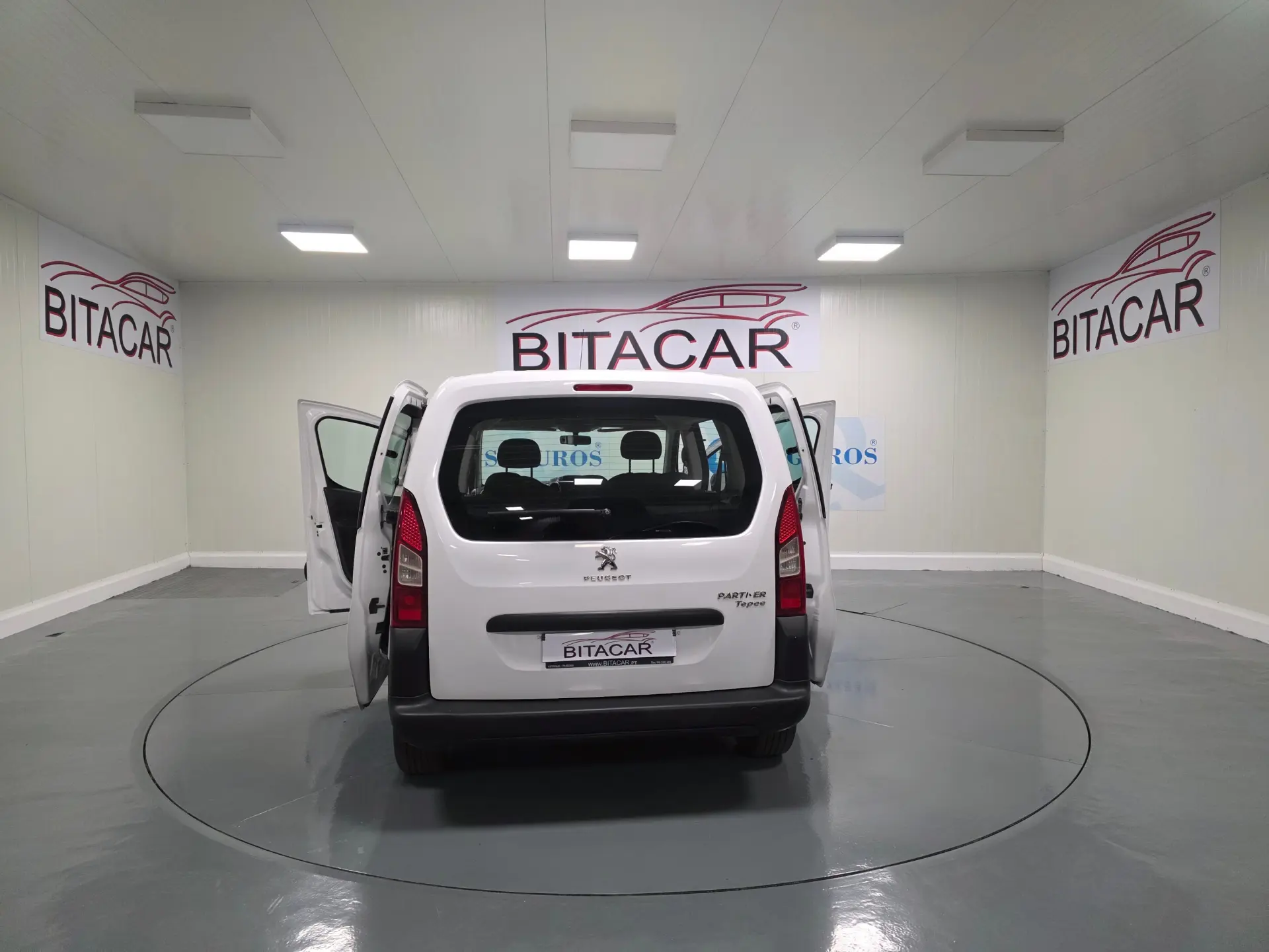 Peugeot Partner TEPEE 1.6 BLUEHDI 5 LUGARES 47