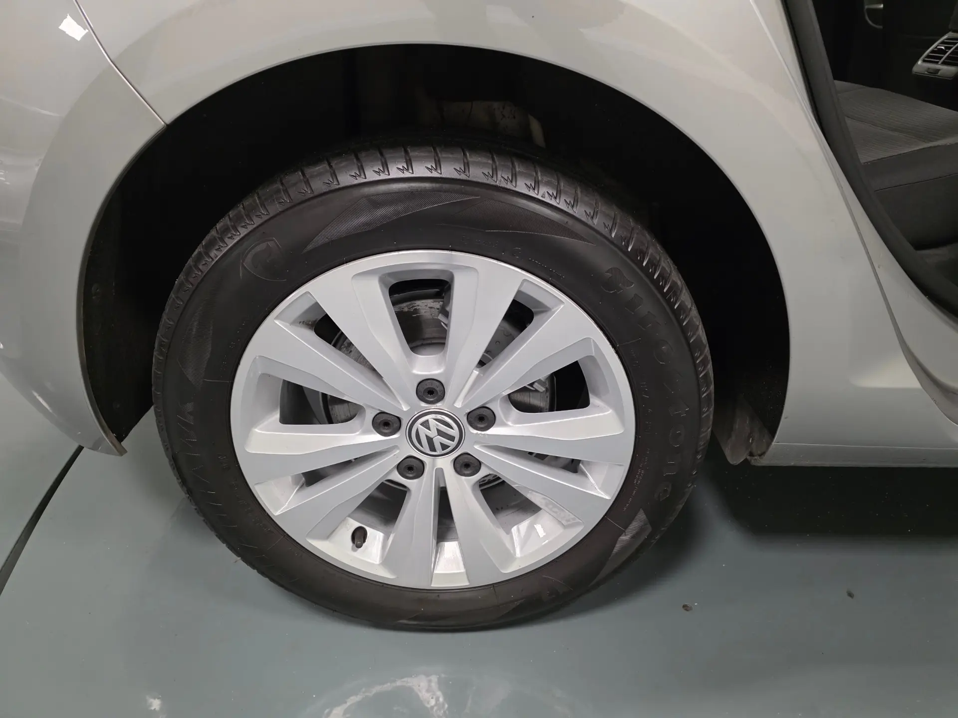 Volkswagen Golf 1.6 TDI CONFORTLINE 64