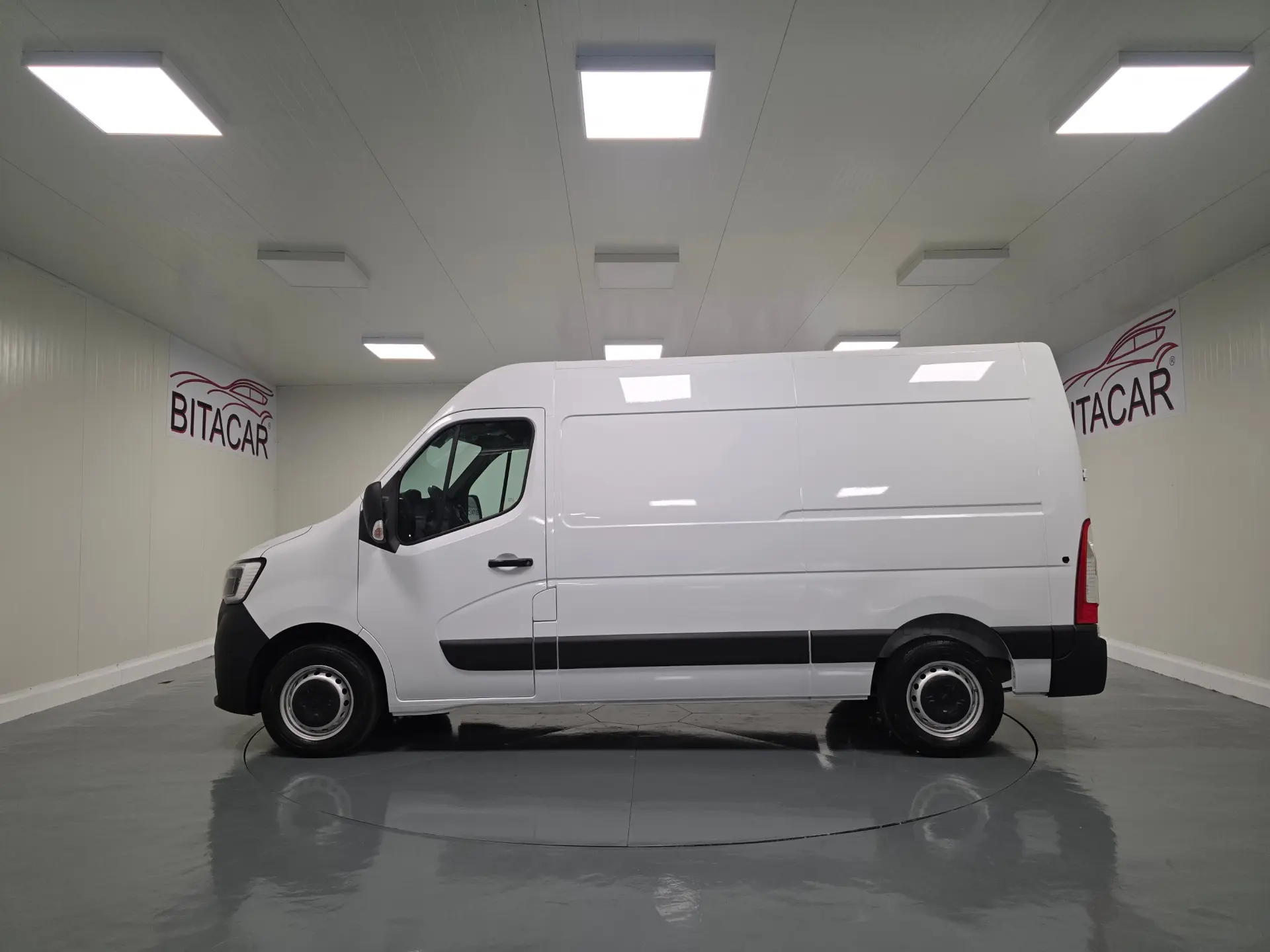 Renault Master L2H2 135CV IVA DEDUTIVEL 32