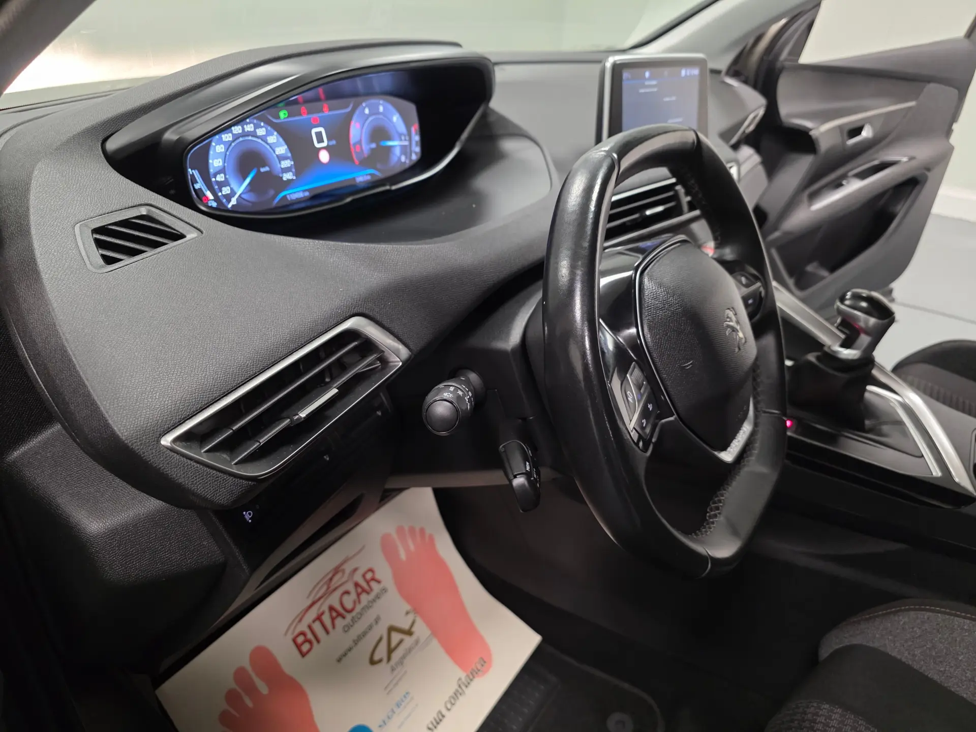 Peugeot 3008 1.5 BLUEHDI ACTIVE 137