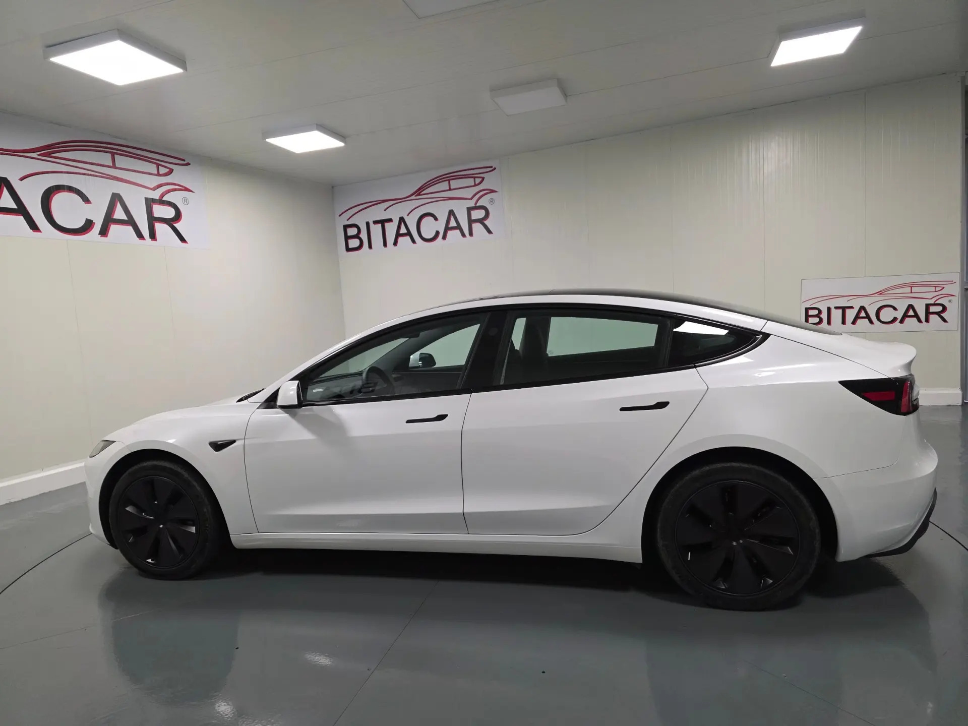 Tesla Model 3 Tração Traseira Premium 20