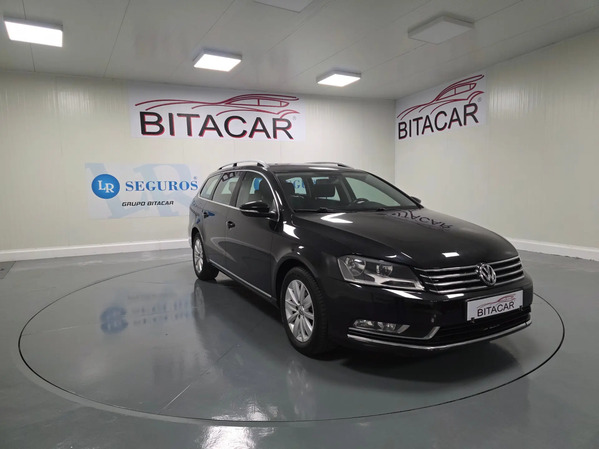 Volkswagen Passat 1.6 TDI Confortline 1