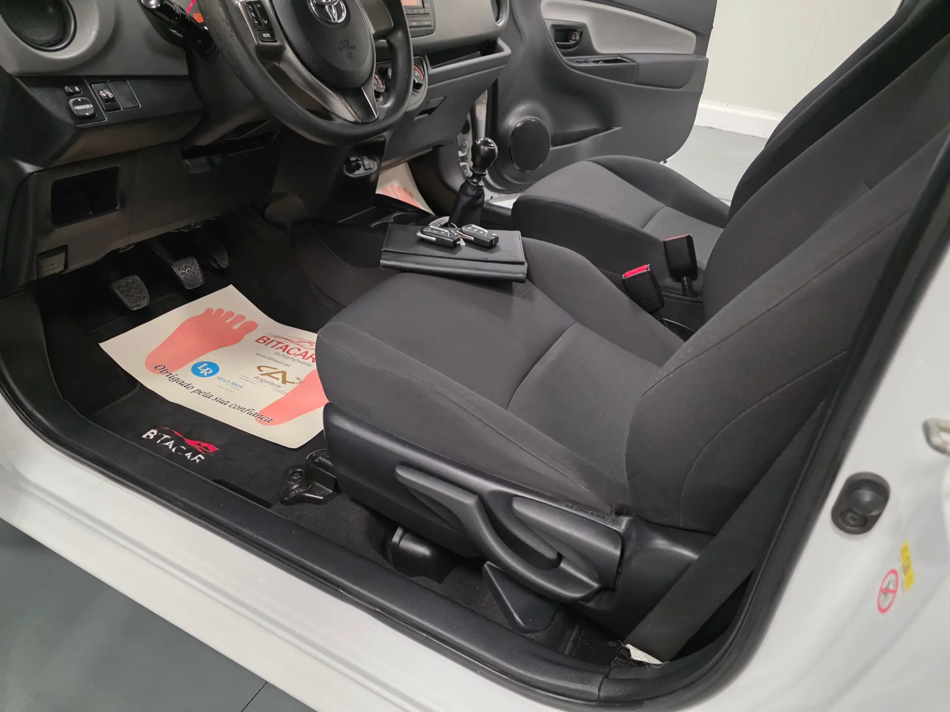Toyota Yaris BIZZ 1.4 D-4D 90CV IVA DEDUTIVEL 89