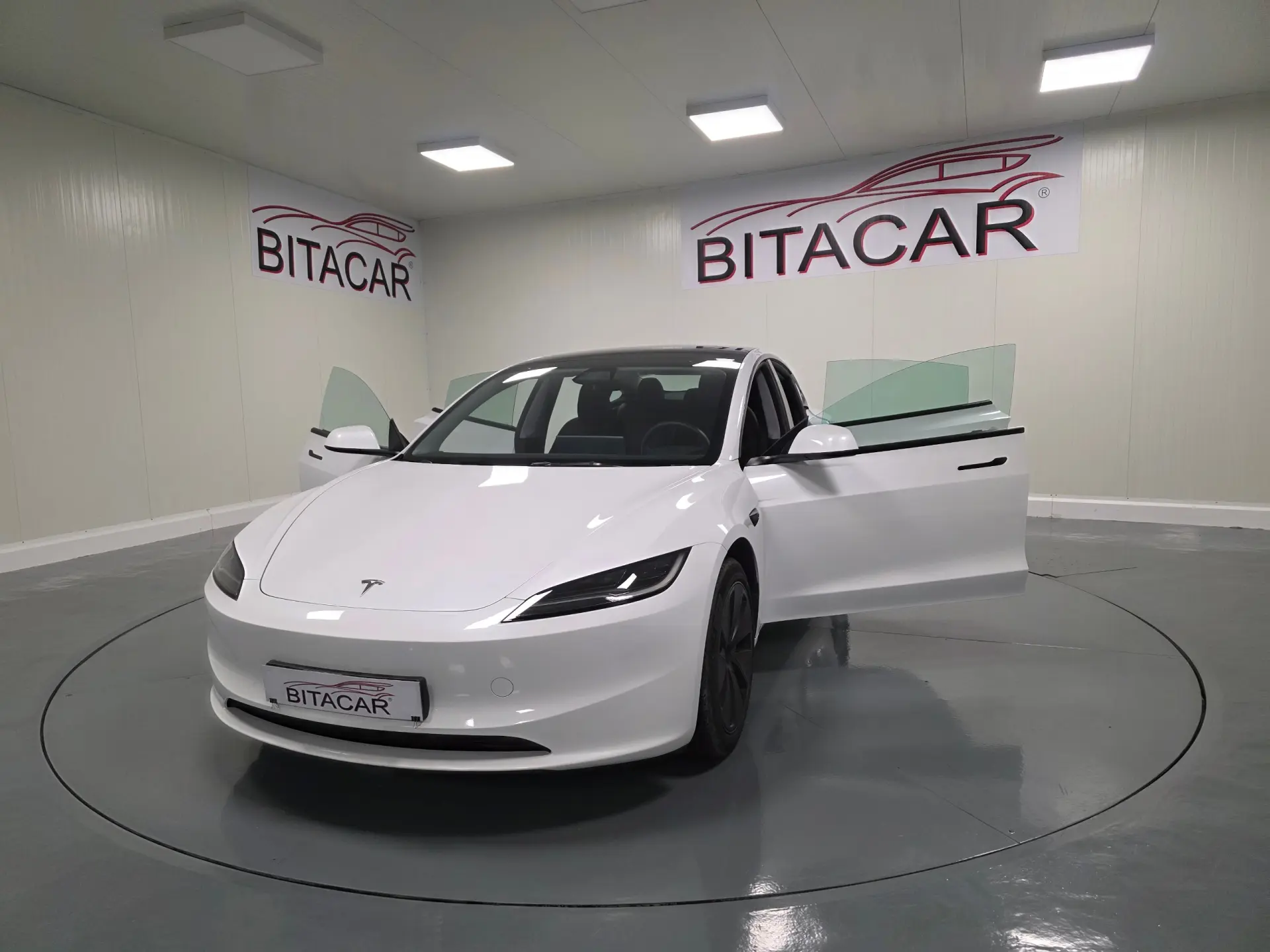 Tesla Model 3 Tração Traseira Premium 26