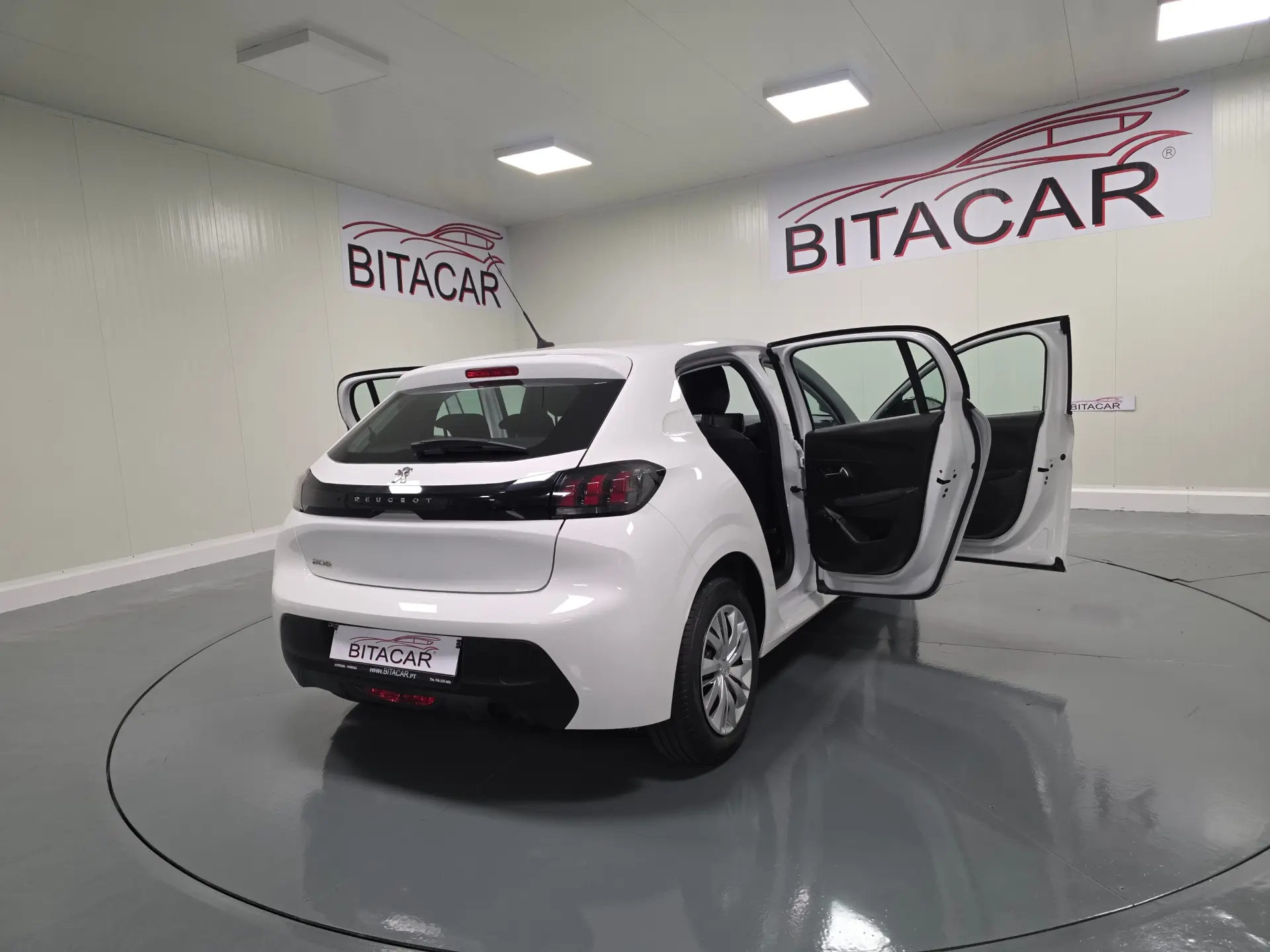 Peugeot 208 1.2 ACTIVE 63