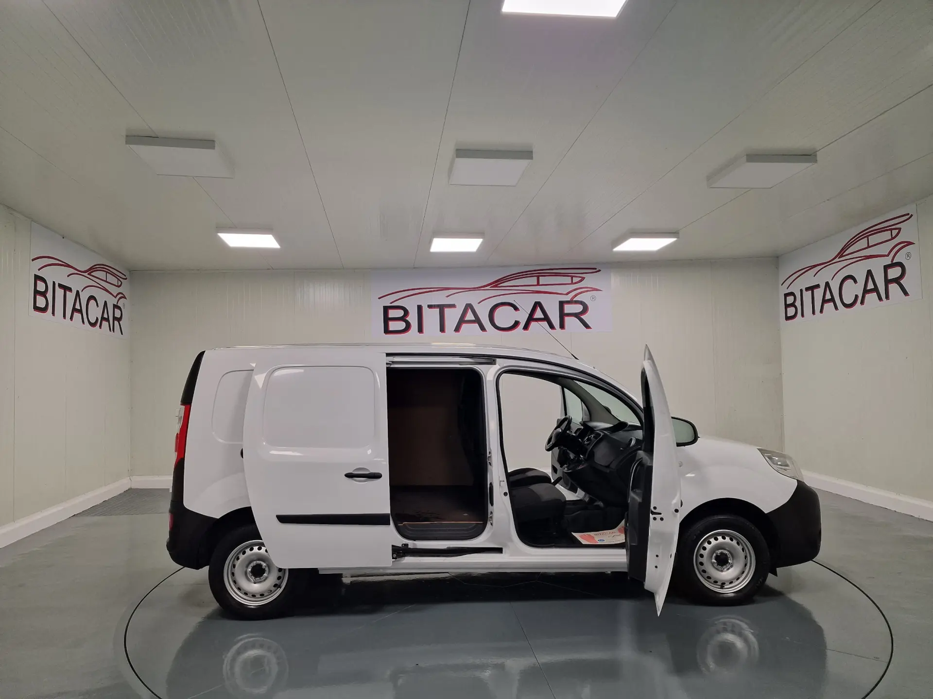 Renault Kangoo 1.5 DCI 4