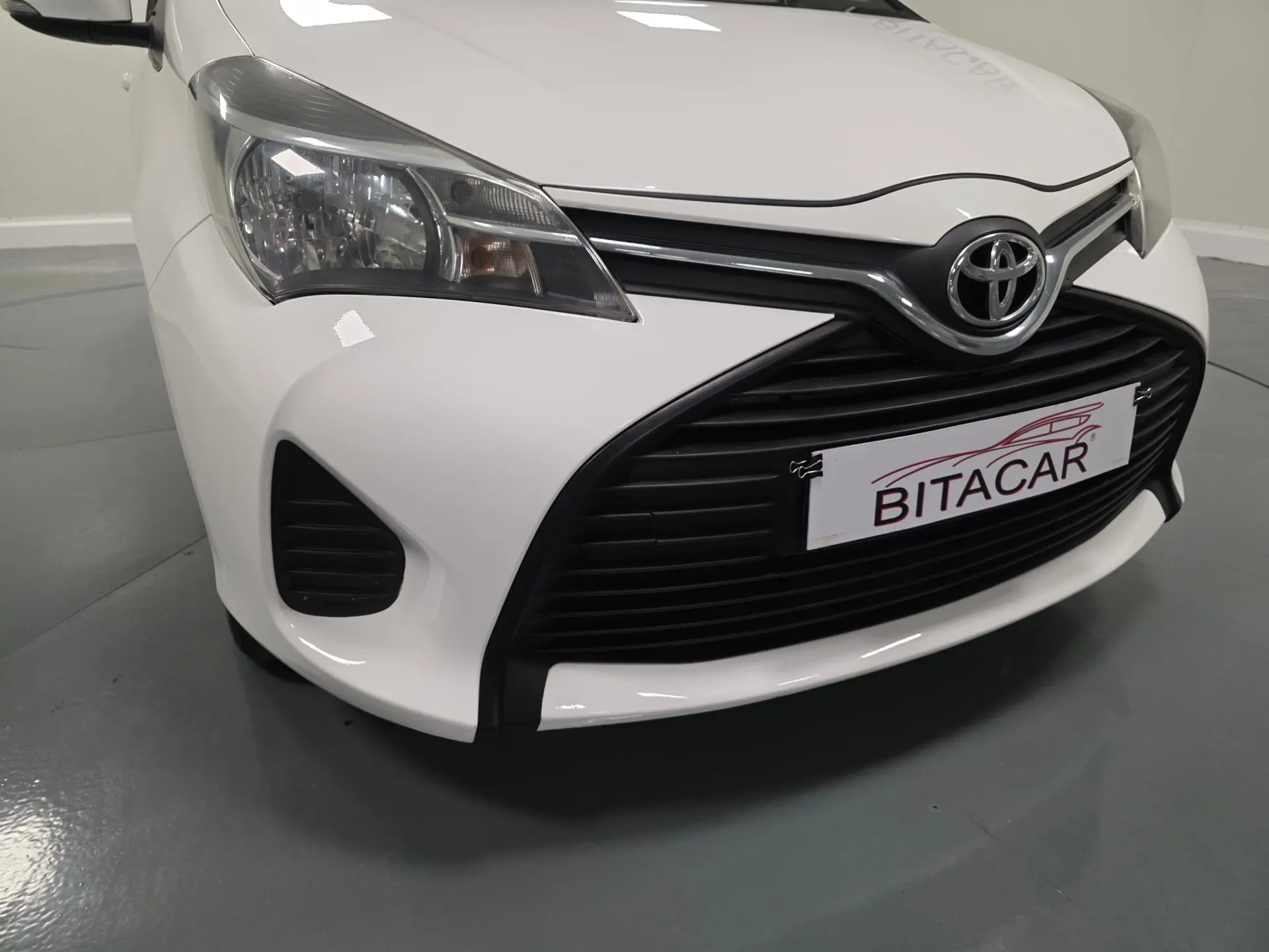 Toyota Yaris BIZZ 1.4 D-4D 90CV IVA DEDUTIVEL 5
