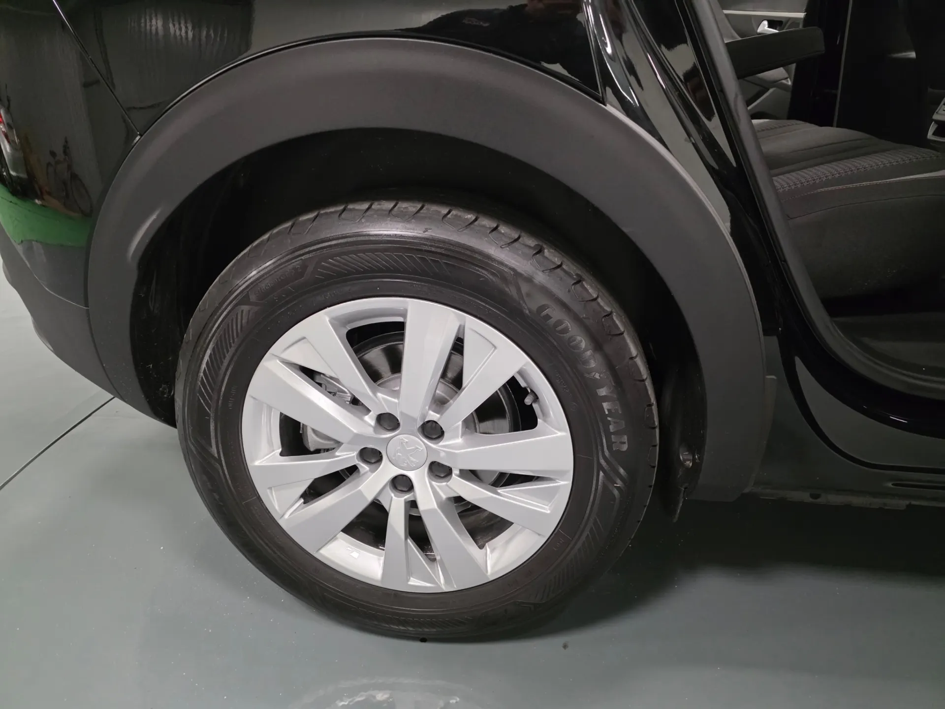 Peugeot 3008 1.5 BlueHDi Active Pack 58