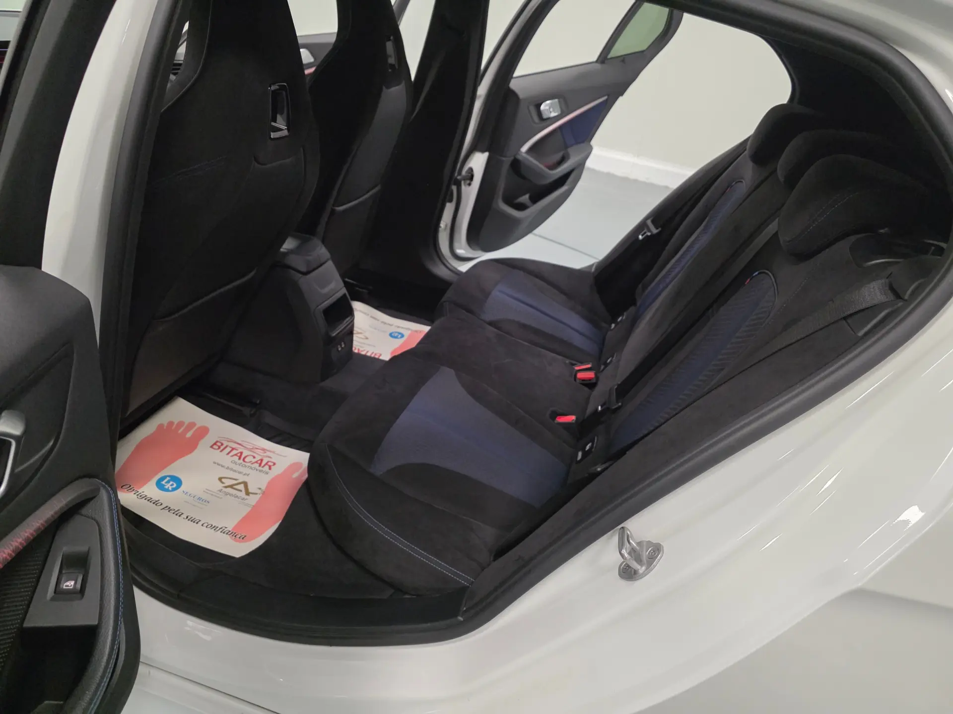 BMW 116 D PACK M AUTO 81