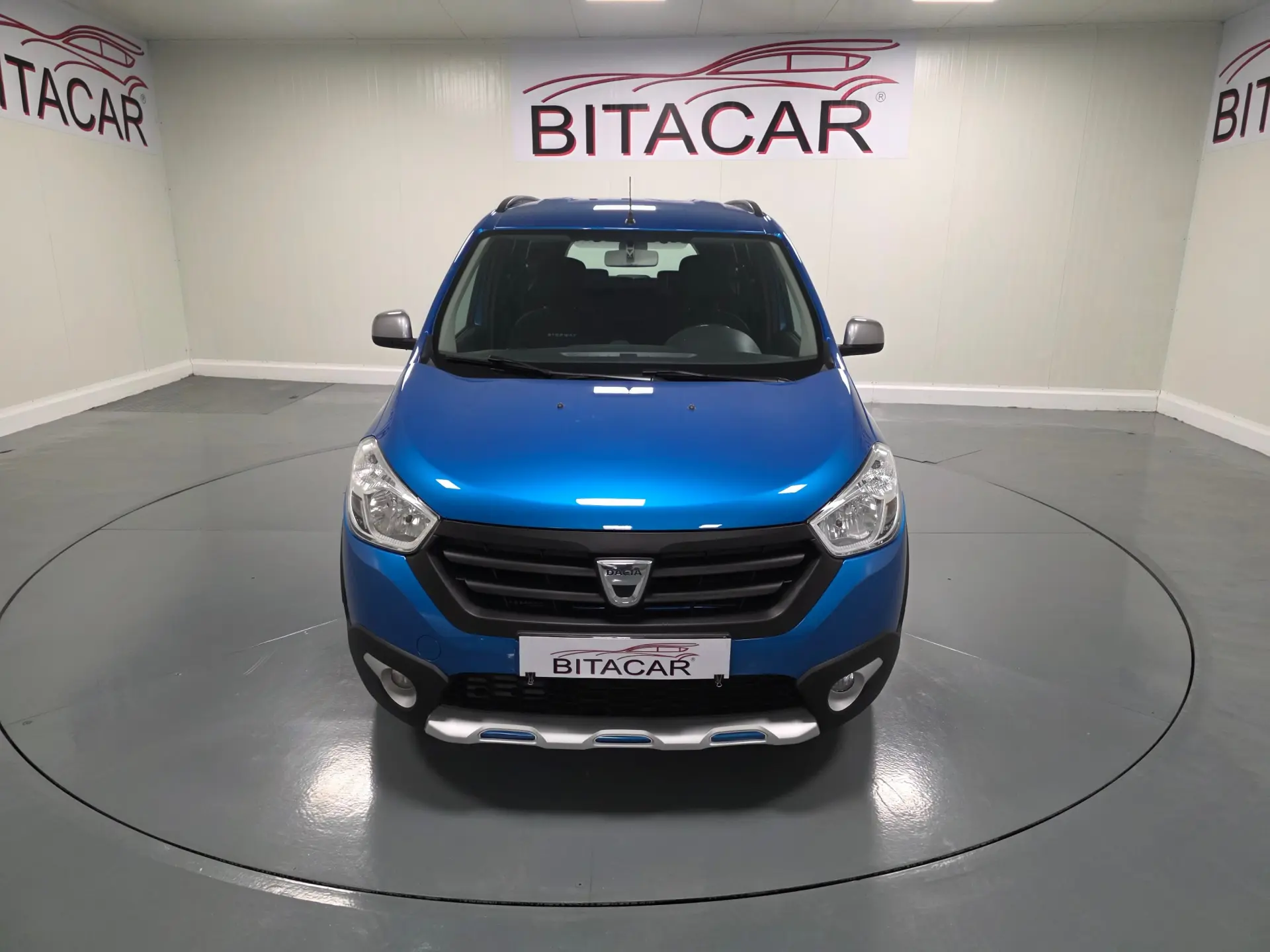 Dacia Lodgy 1.5 dCi Stepway 7L 8
