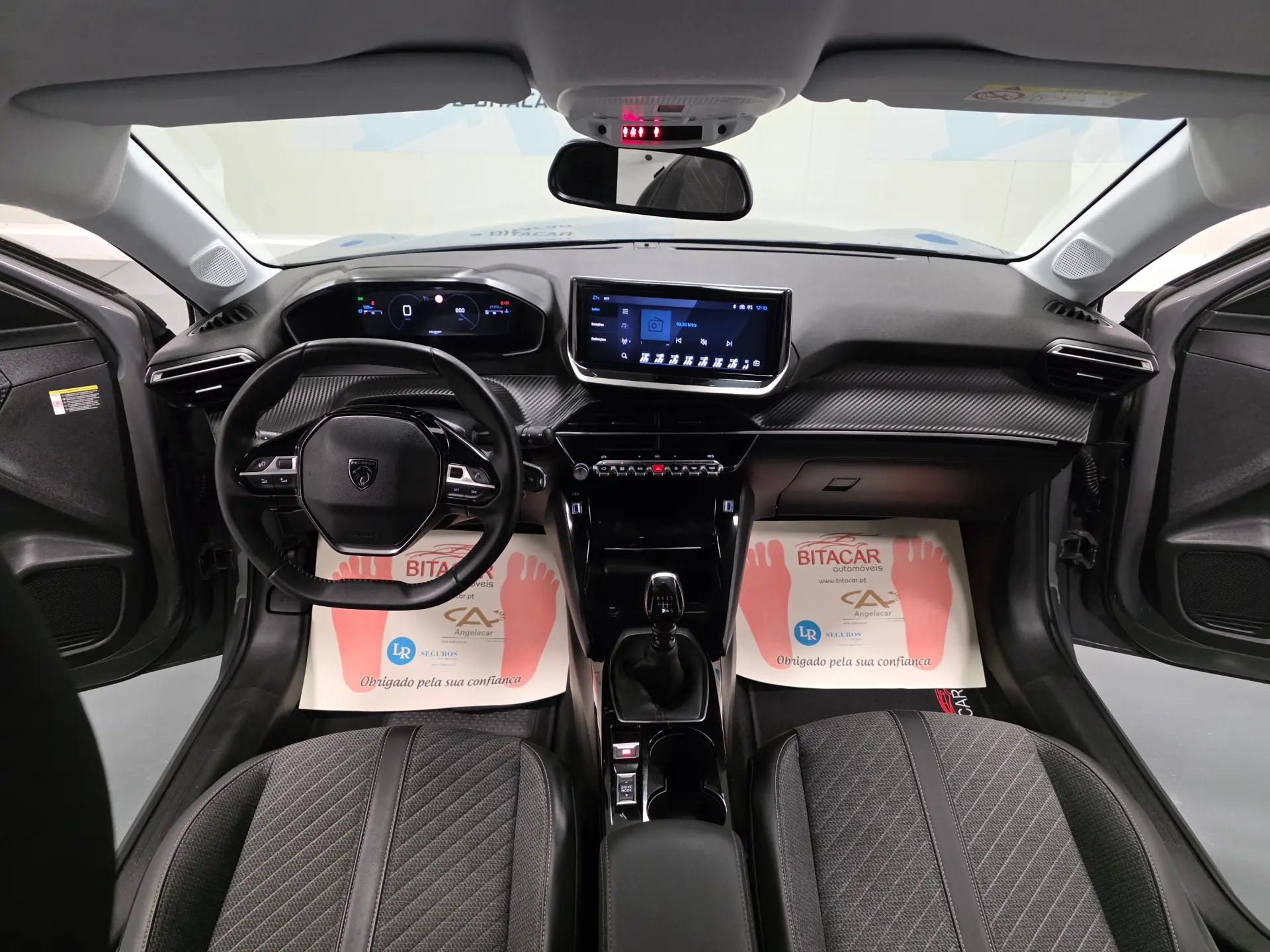 Peugeot 208 ALLURE 105