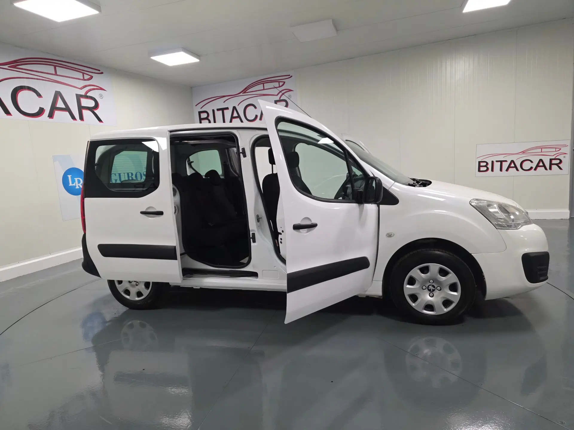 Peugeot Partner TEPEE 1.6 BLUEHDI 5 LUGARES 34