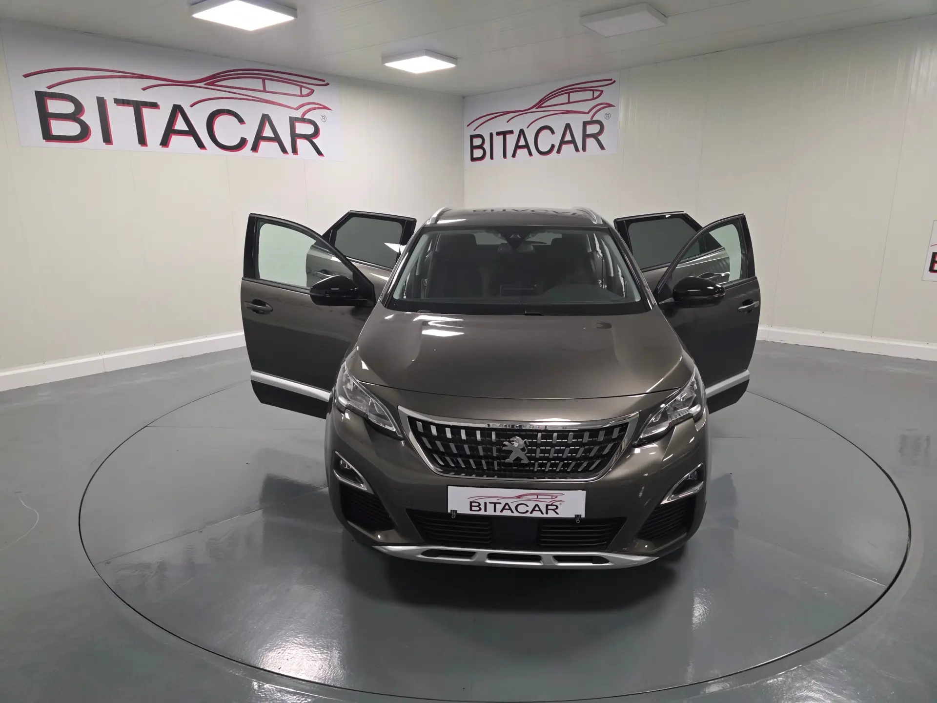 Peugeot 3008 1.5 BLUEHDI ACTIVE 29