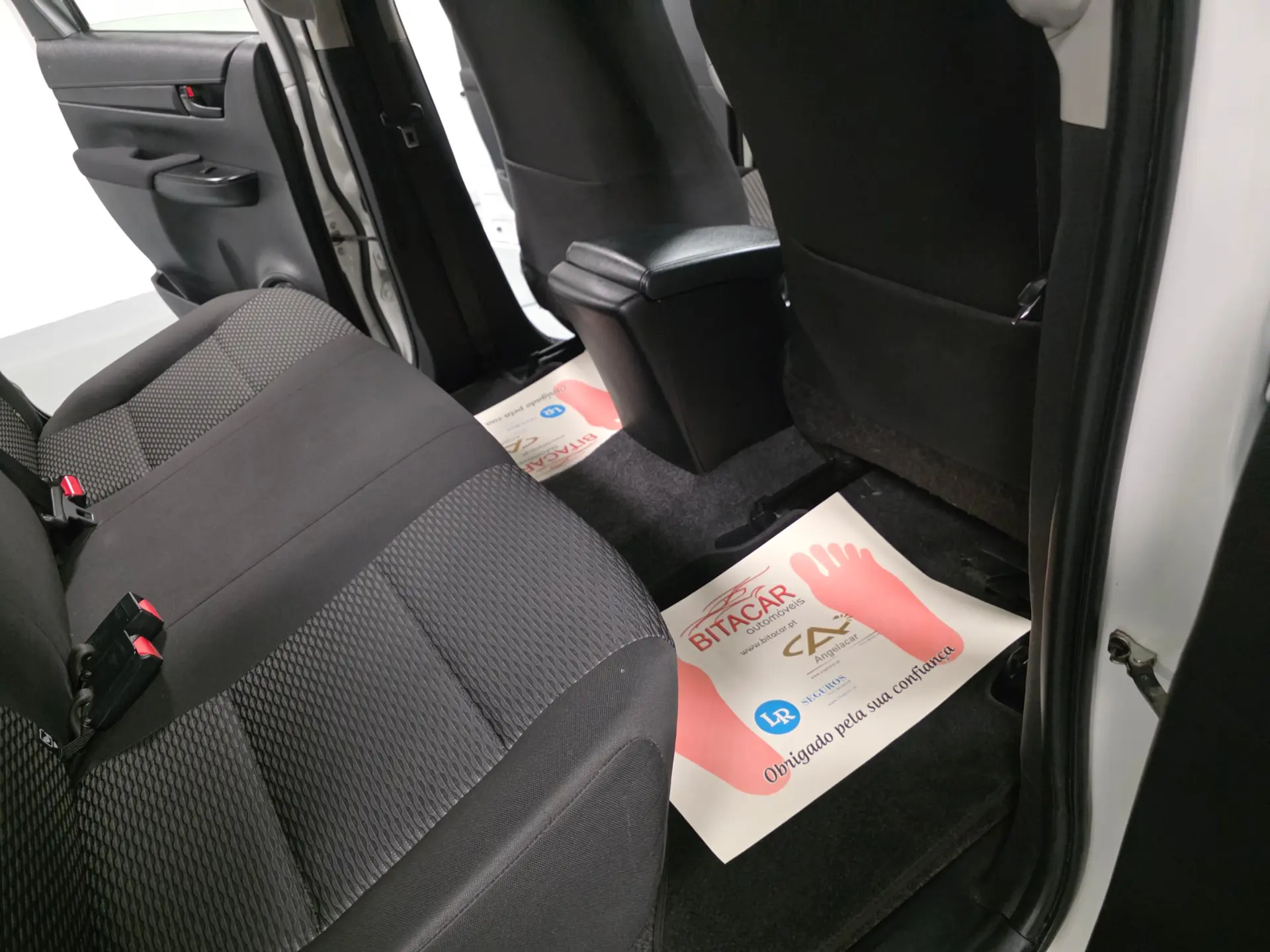 Toyota Hilux 2.4 D-4D 4WD CD CH 60