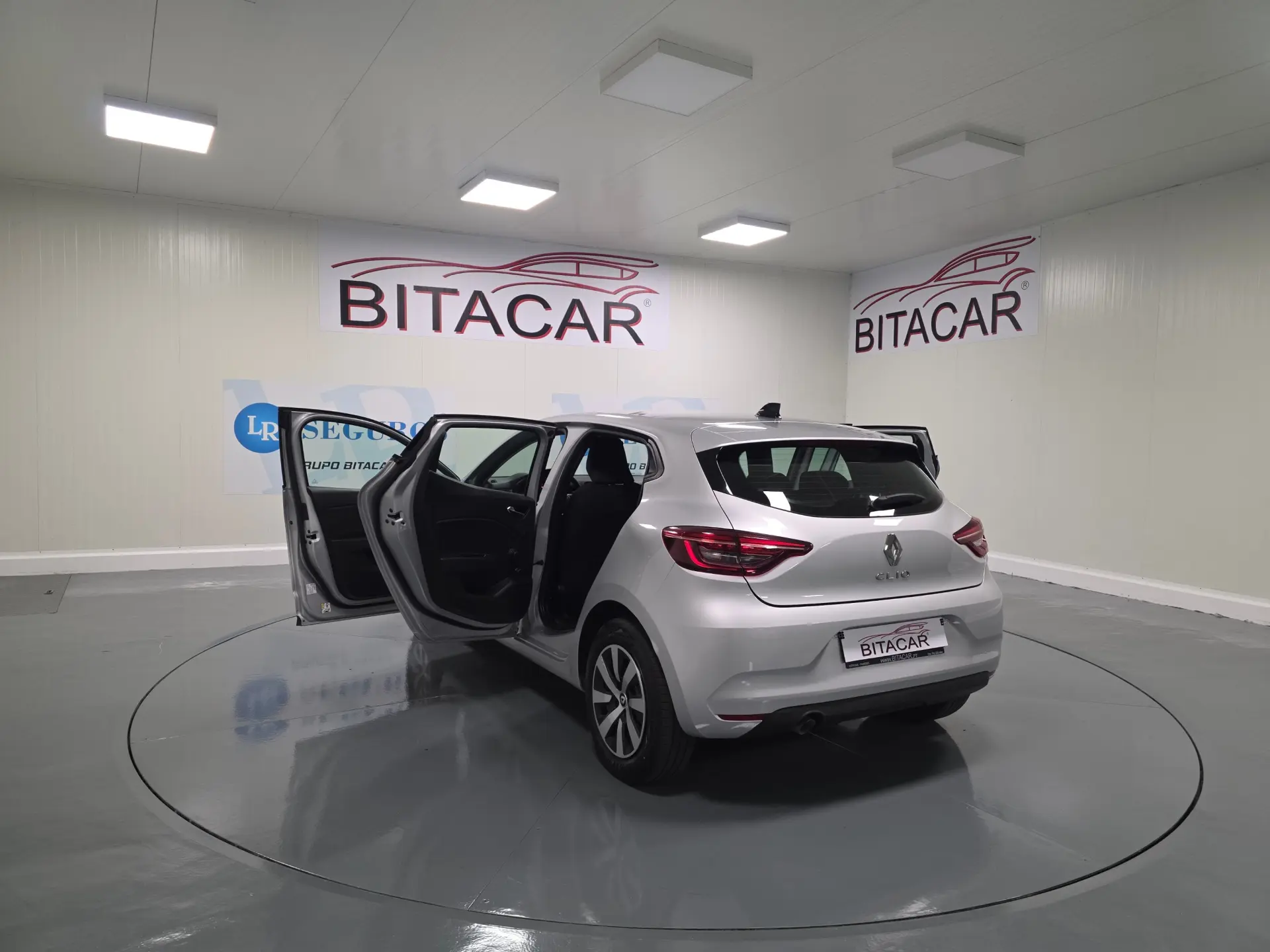 Renault Clio 1.0 TCe Evolution 48