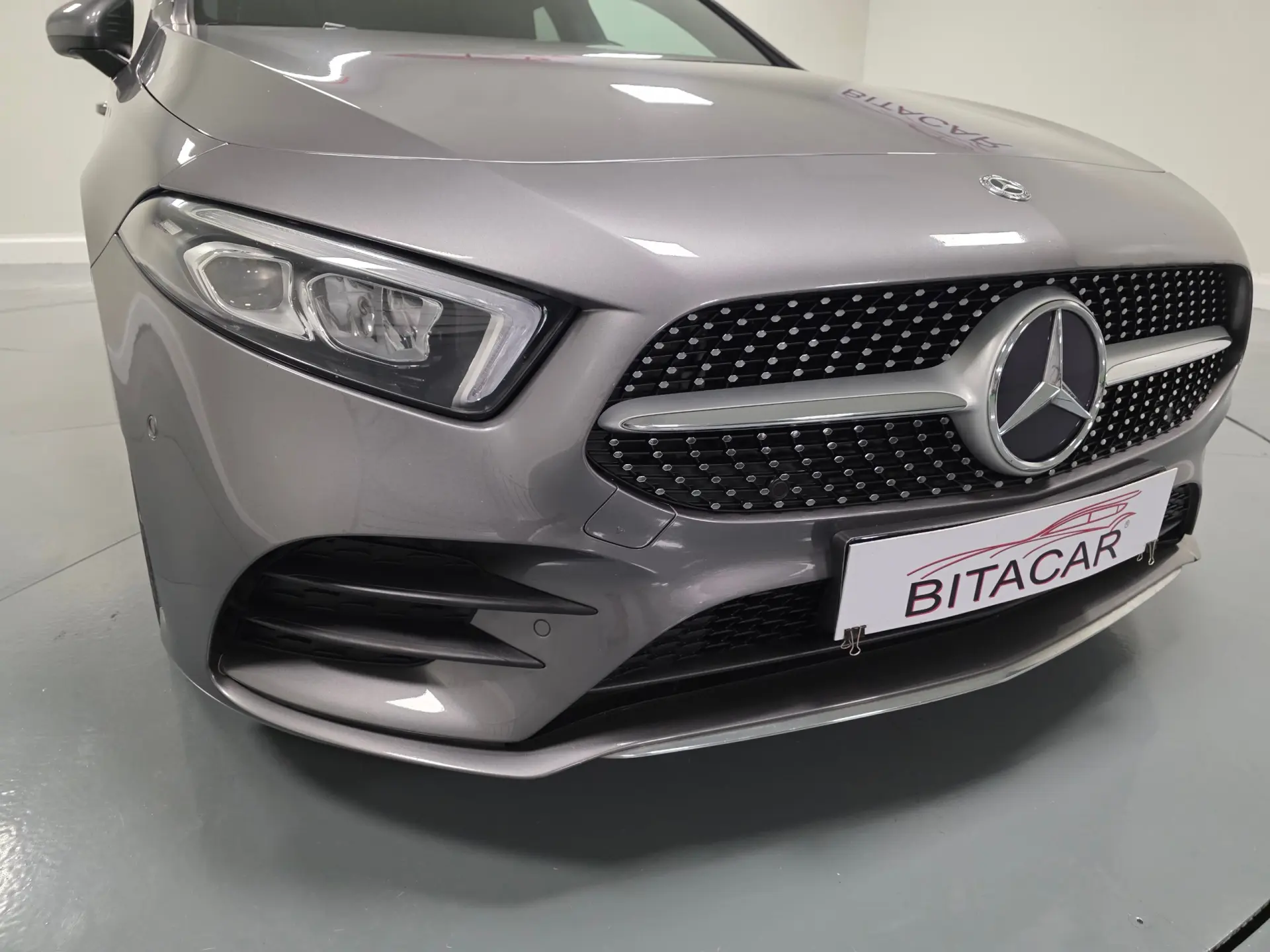 Mercedes-Benz A 180 d AMG Line Aut. 3