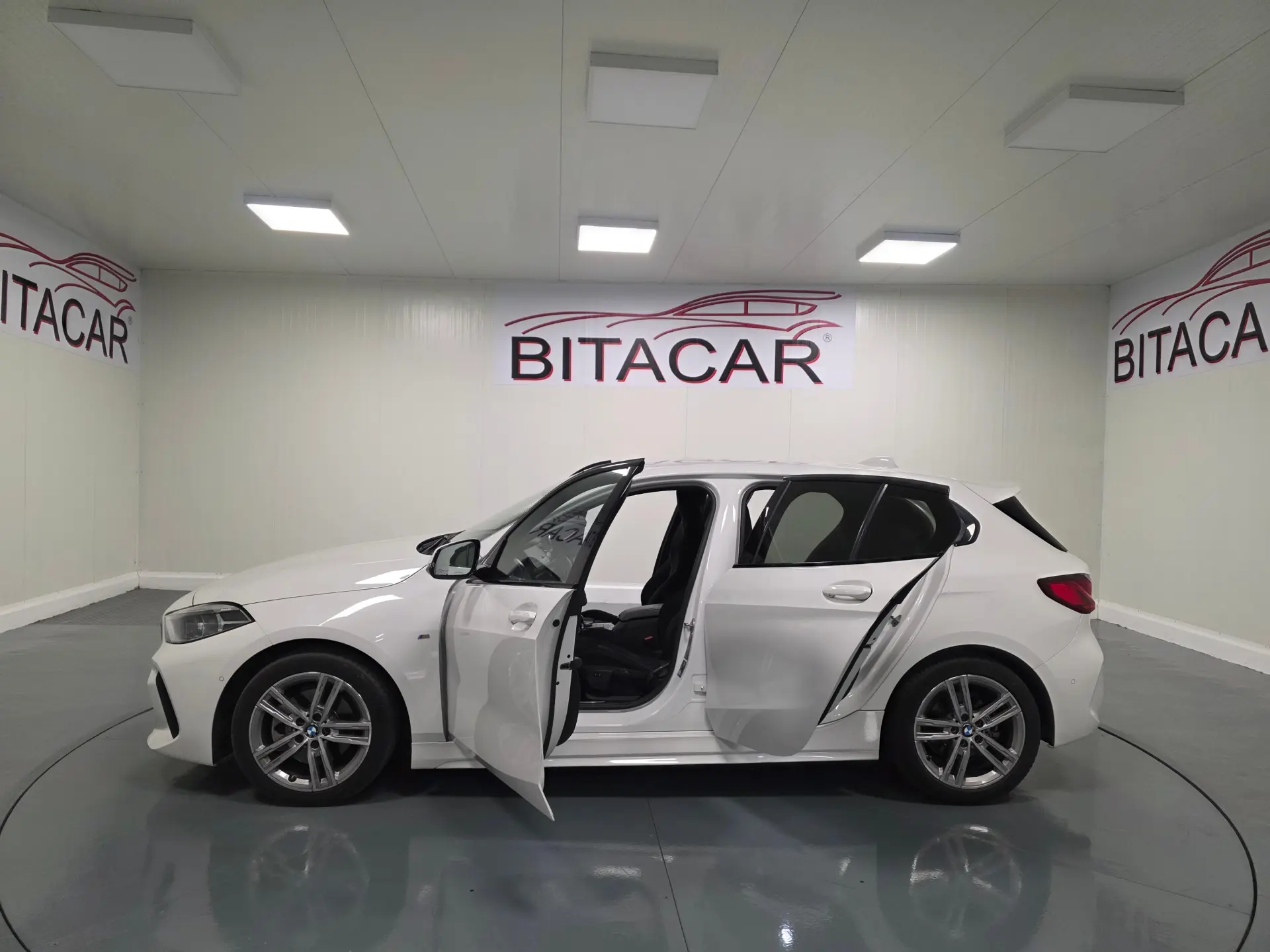 BMW 116 D PACK M AUTO 56
