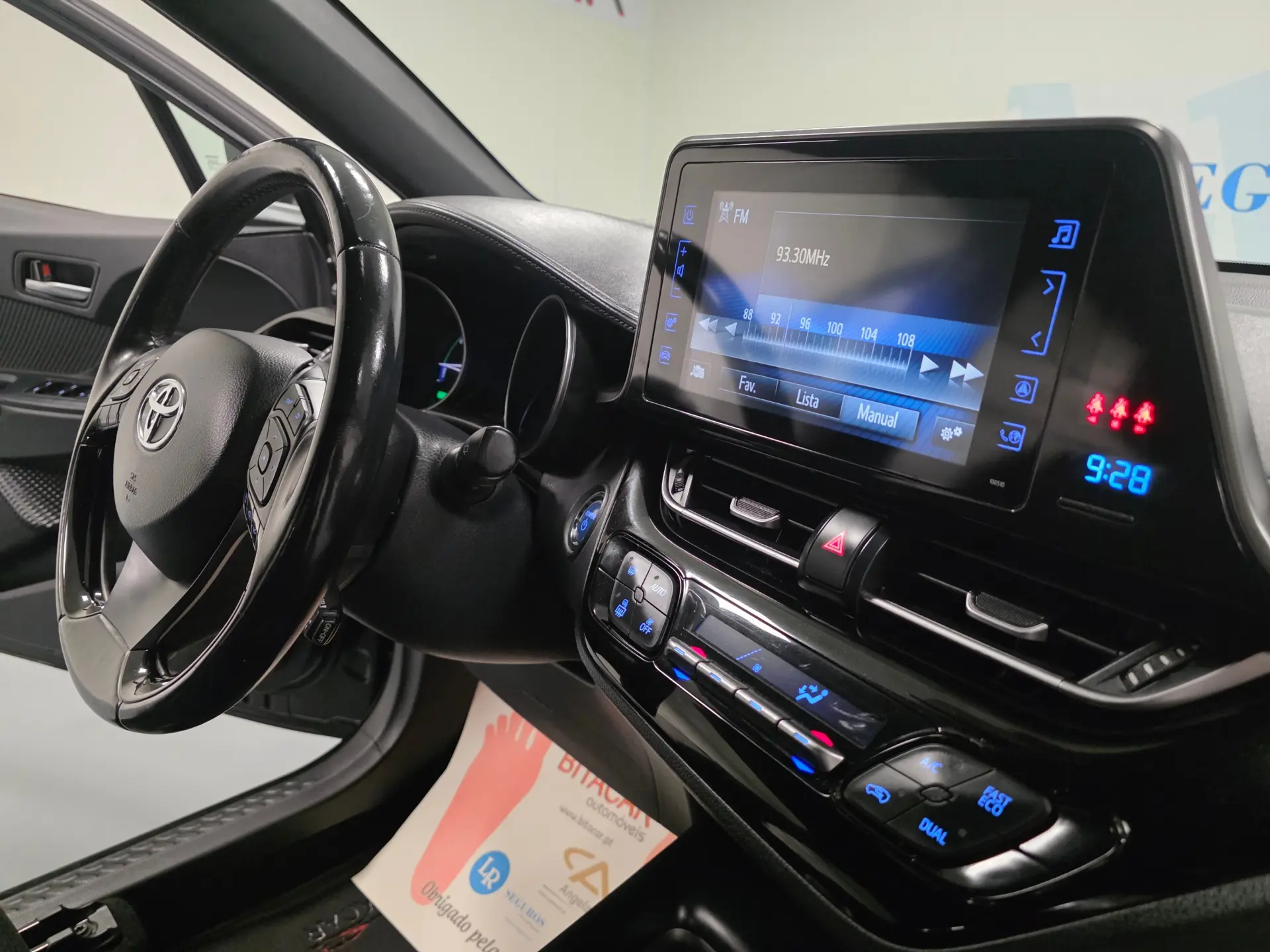Toyota C-HR 1.8 HSD CONFORT 73