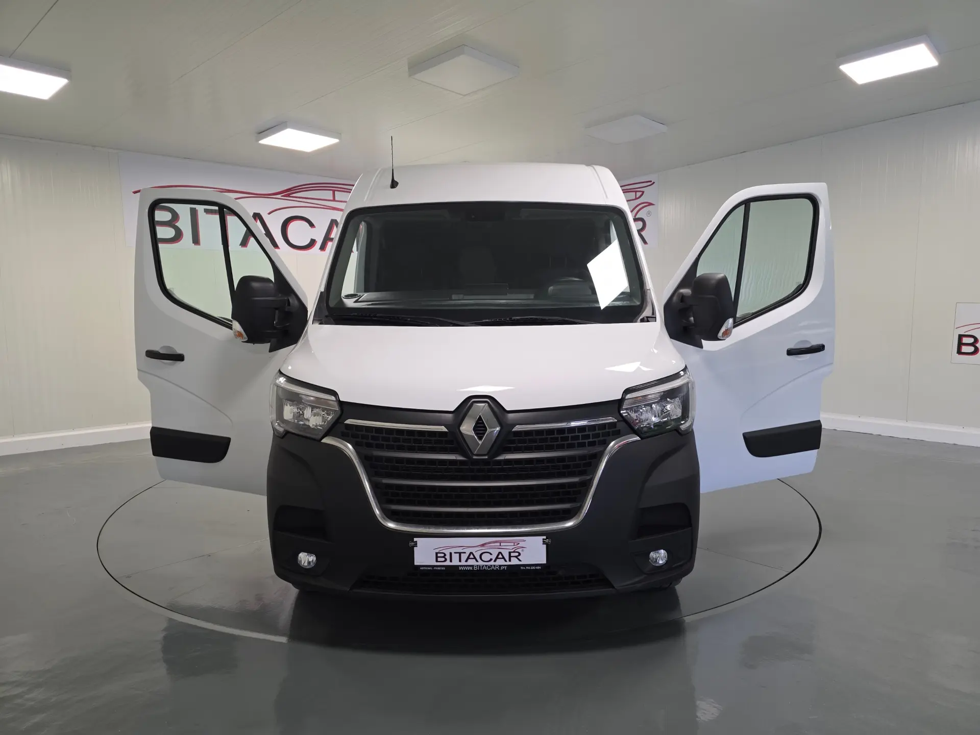 Renault Master L2H2 135CV IVA DEDUTIVEL 28