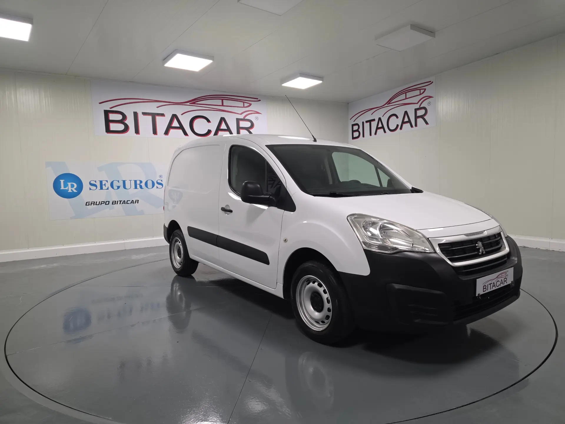 Peugeot Partner 1.6 HDI L1 PACK CD CLIM 1
