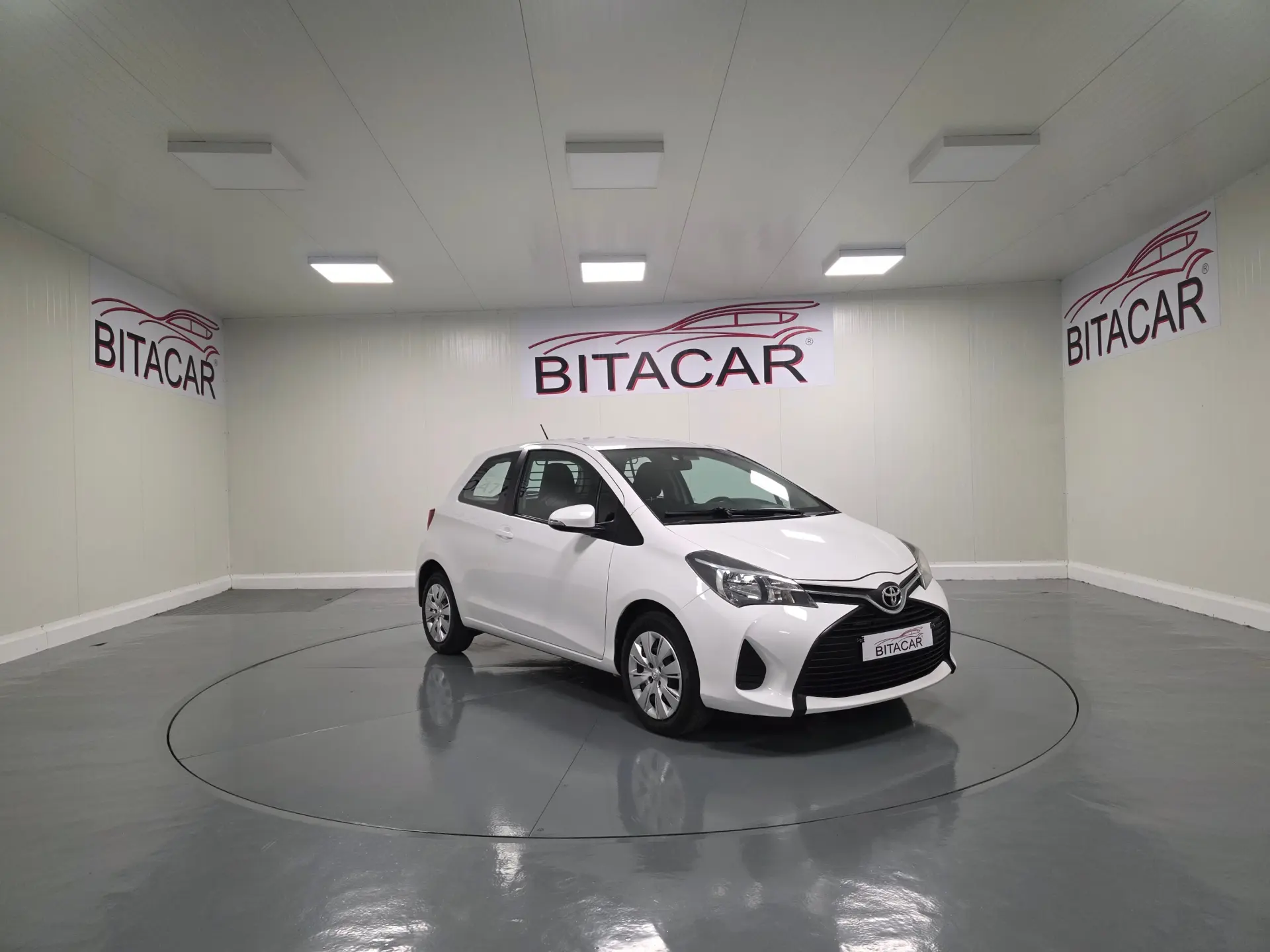 Toyota Yaris BIZZ 1.4 D-4D 90CV IVA DEDUTIVEL 49
