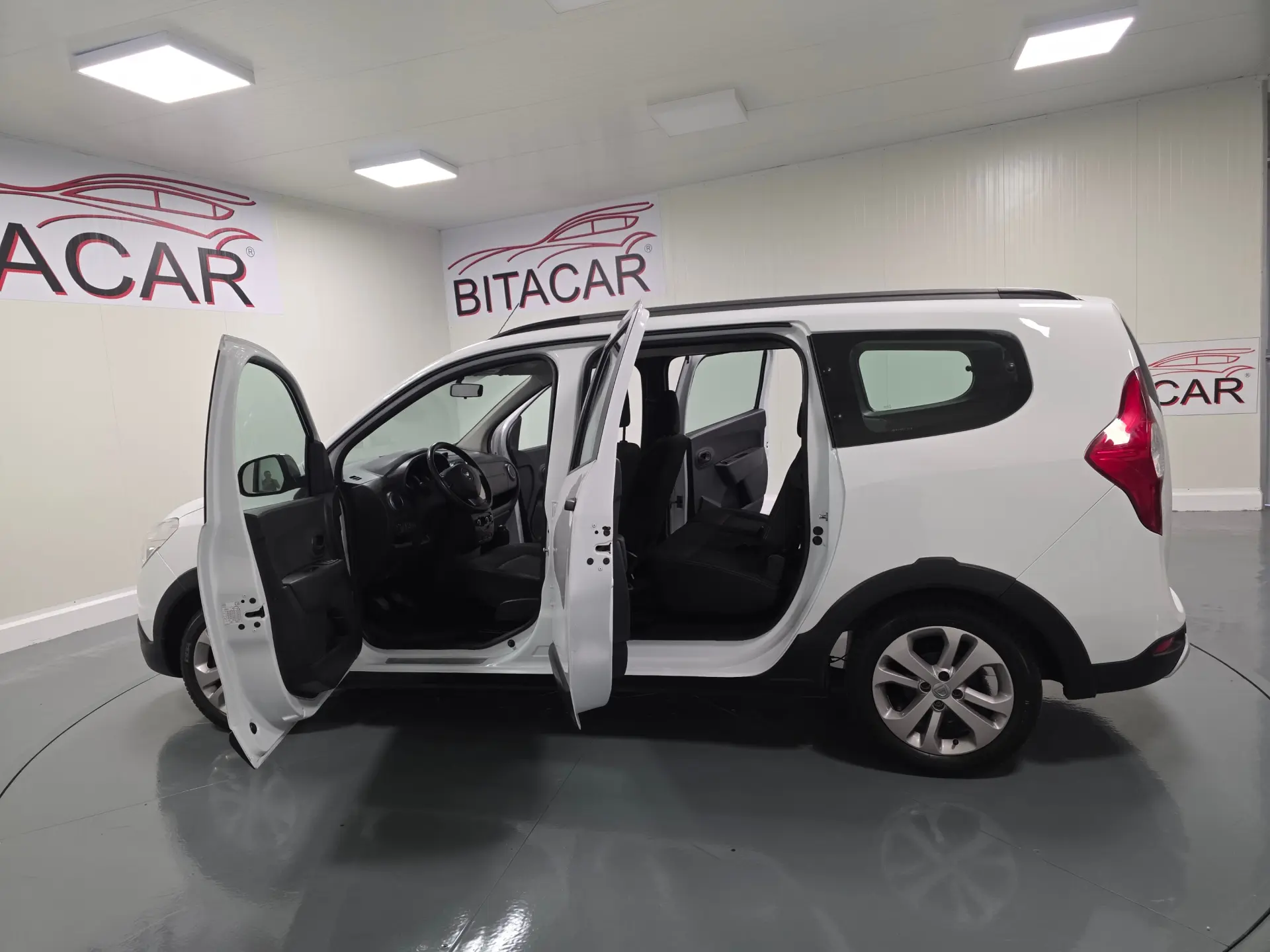 Dacia Lodgy 1.2 STEPWAY 54