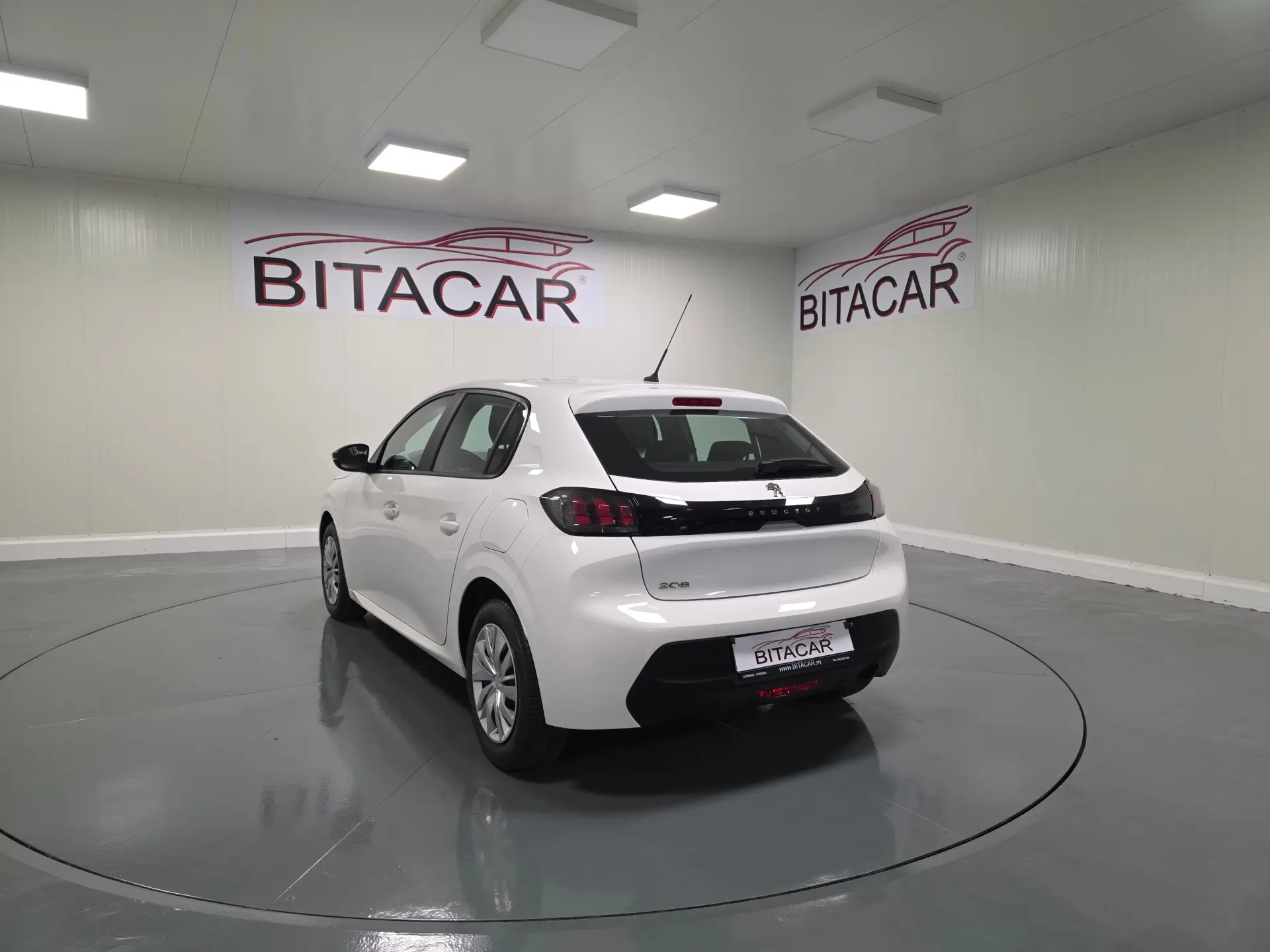 Peugeot 208 1.2 ACTIVE 24