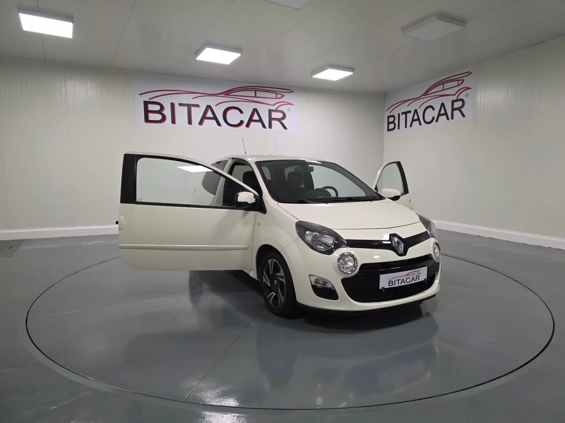 Renault Twingo 1.2 16V Dynamique 14