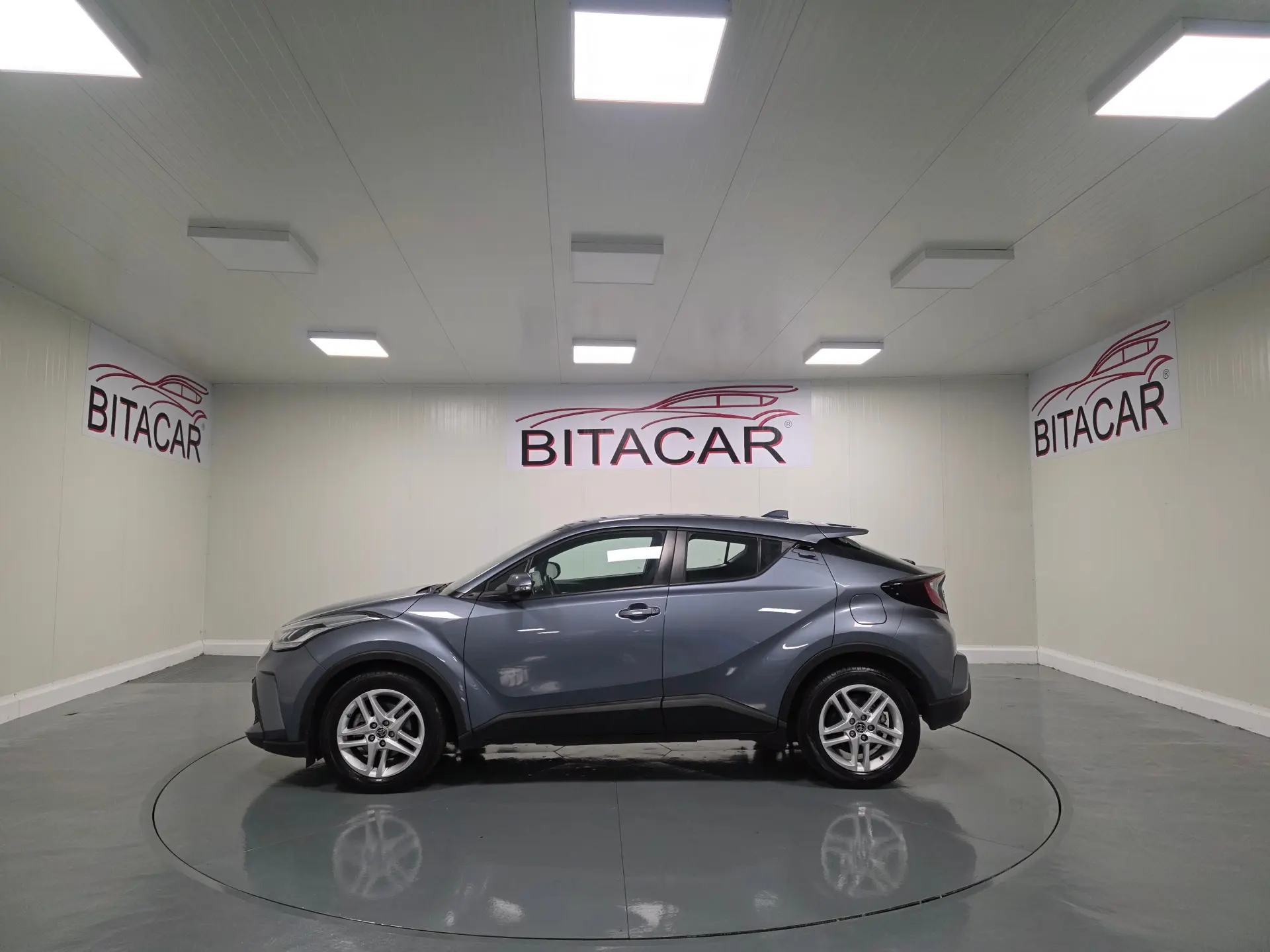 Toyota C-HR 1.8 Hybrid Comfort 11