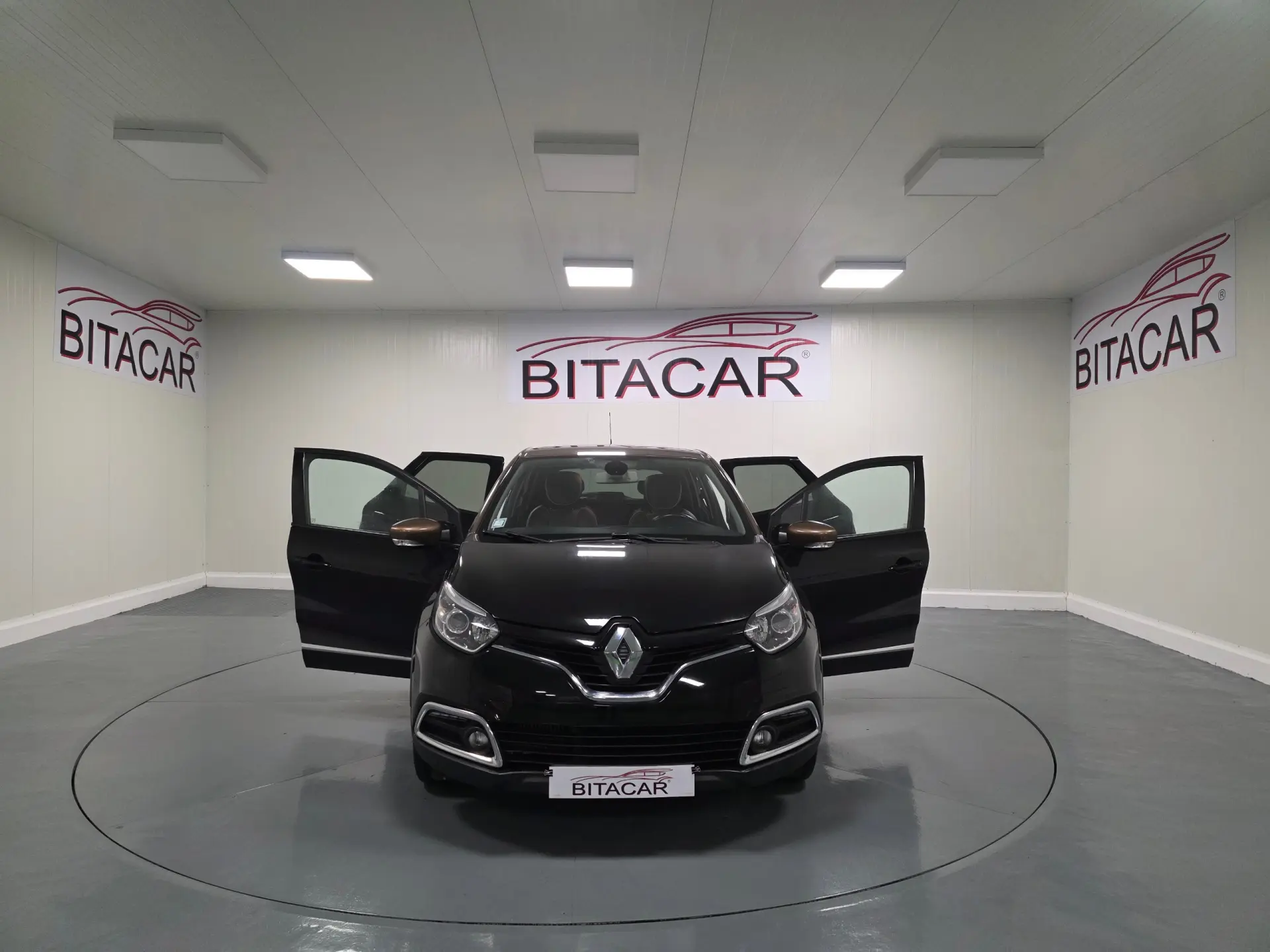 Renault Captur 1.5 dCi Exclusive 12