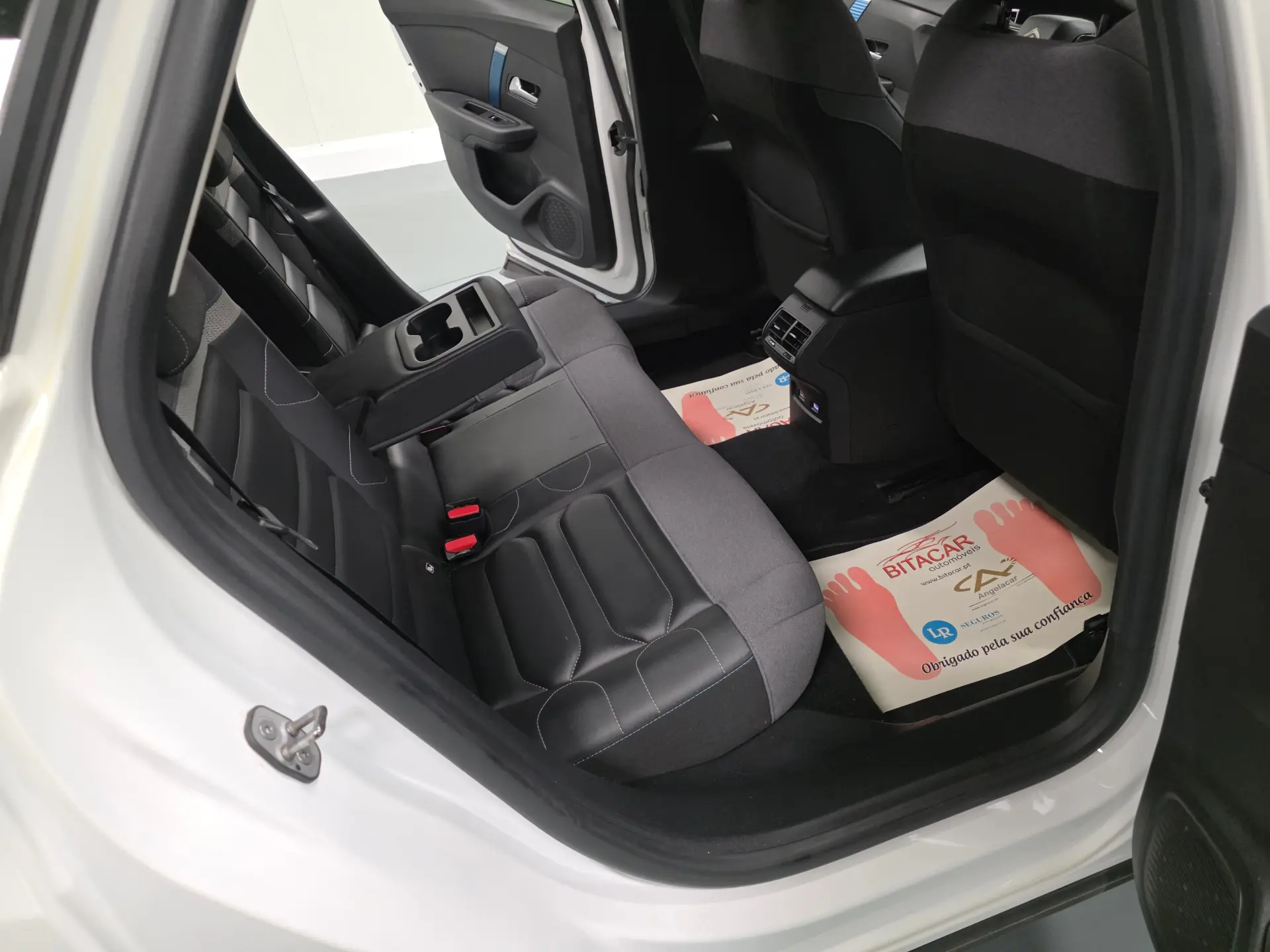 Citroen e-C4 SHINE 82