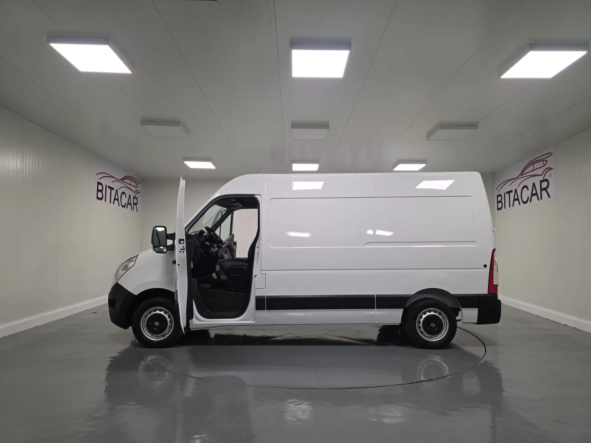 Renault Master L2H2 130CV IVA DEDUTIVEL 21