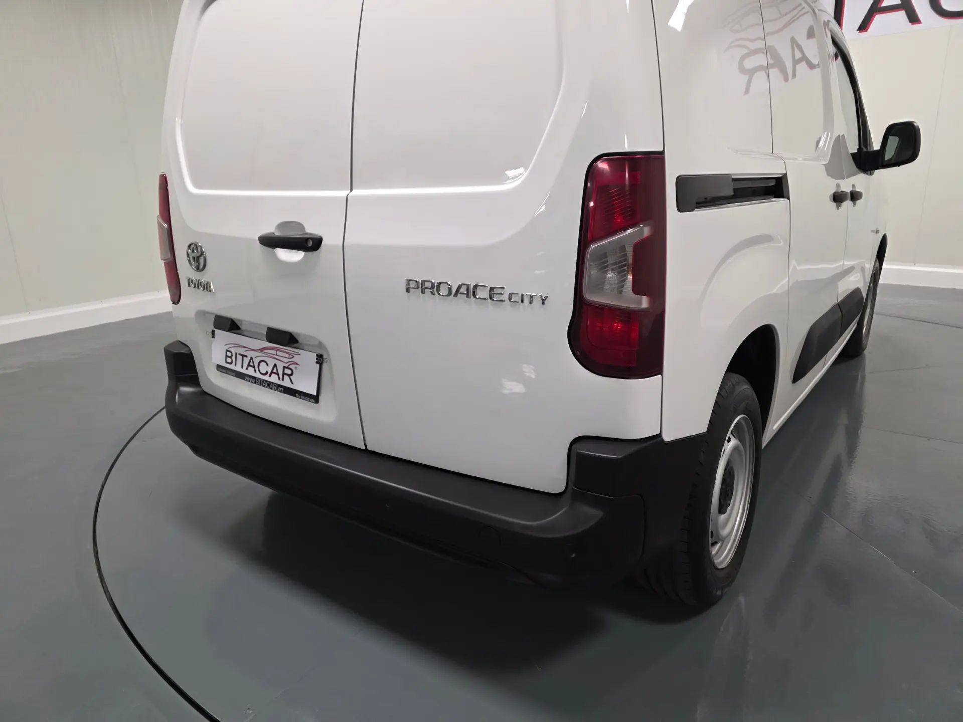 Toyota Proace CITY 1.5D IVA DEDUTIVEL 26