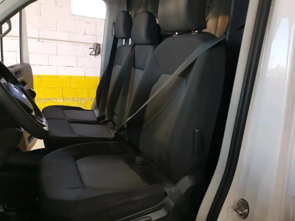 Volkswagen Crafter 35  2.0 TDI L5H4 IVA DEDUTIVEL 6