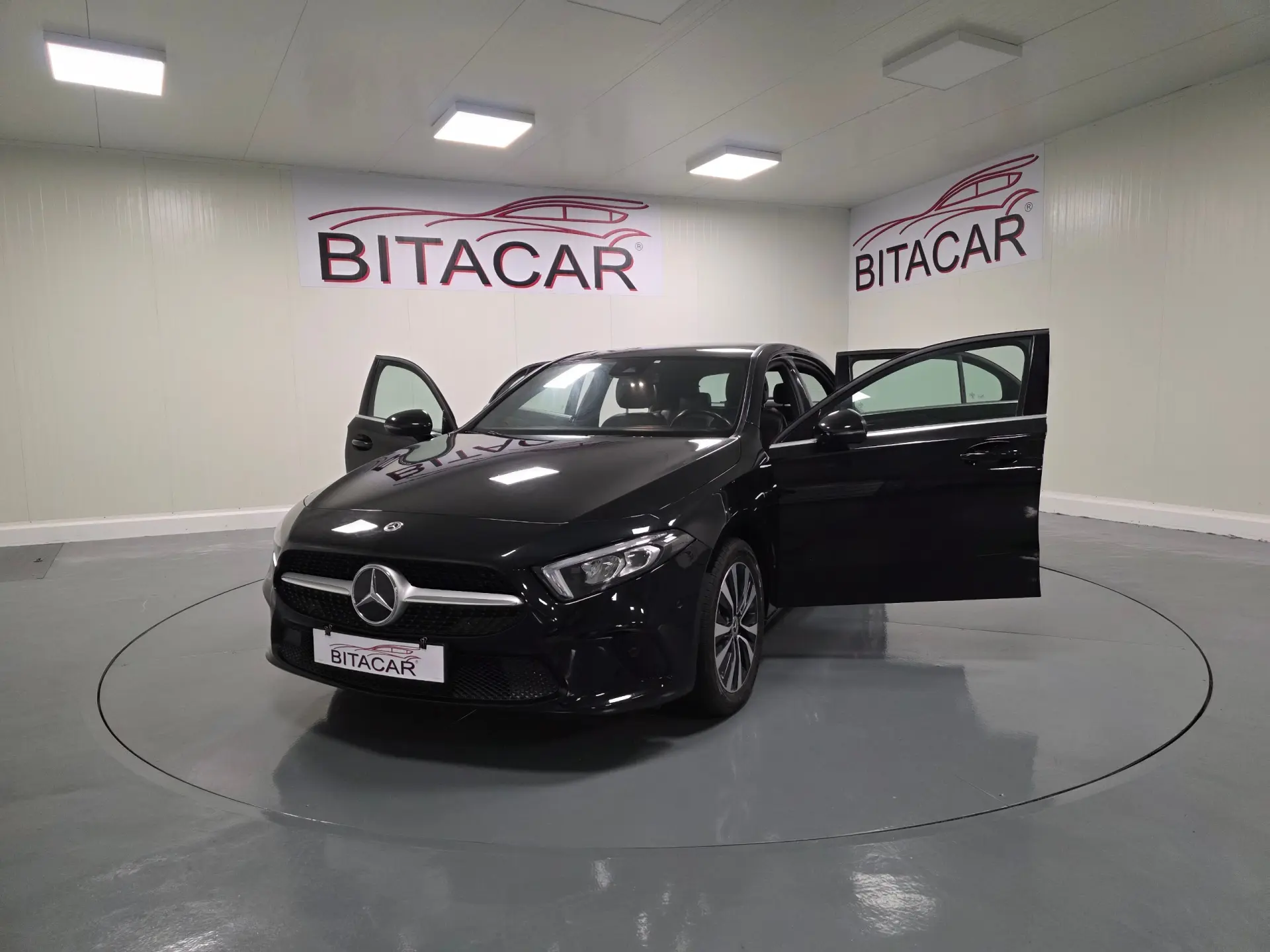Mercedes-Benz A 250 e Style Plus 17