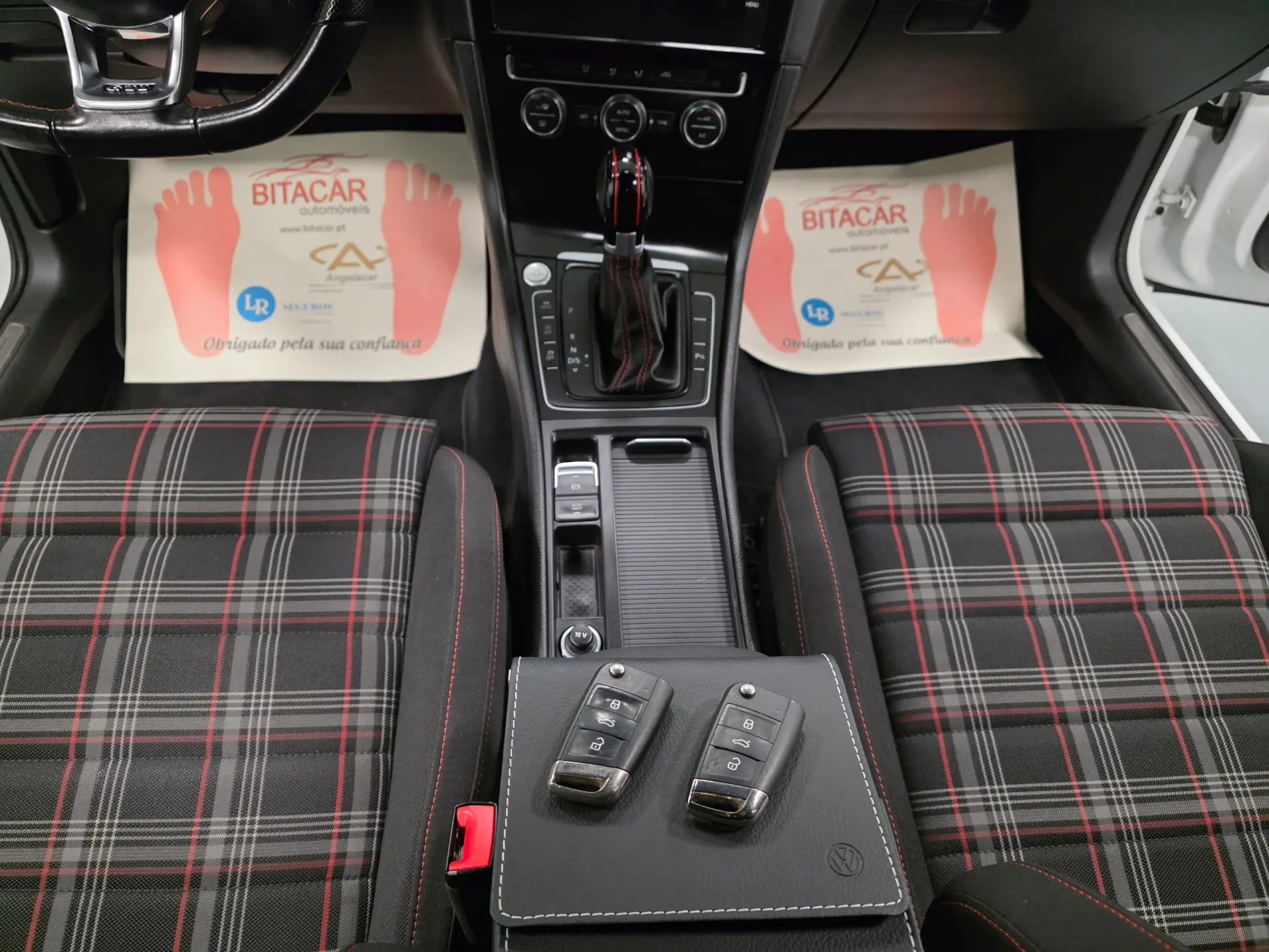 Volkswagen Golf 2.0 TSI GTI DSG Performance 111