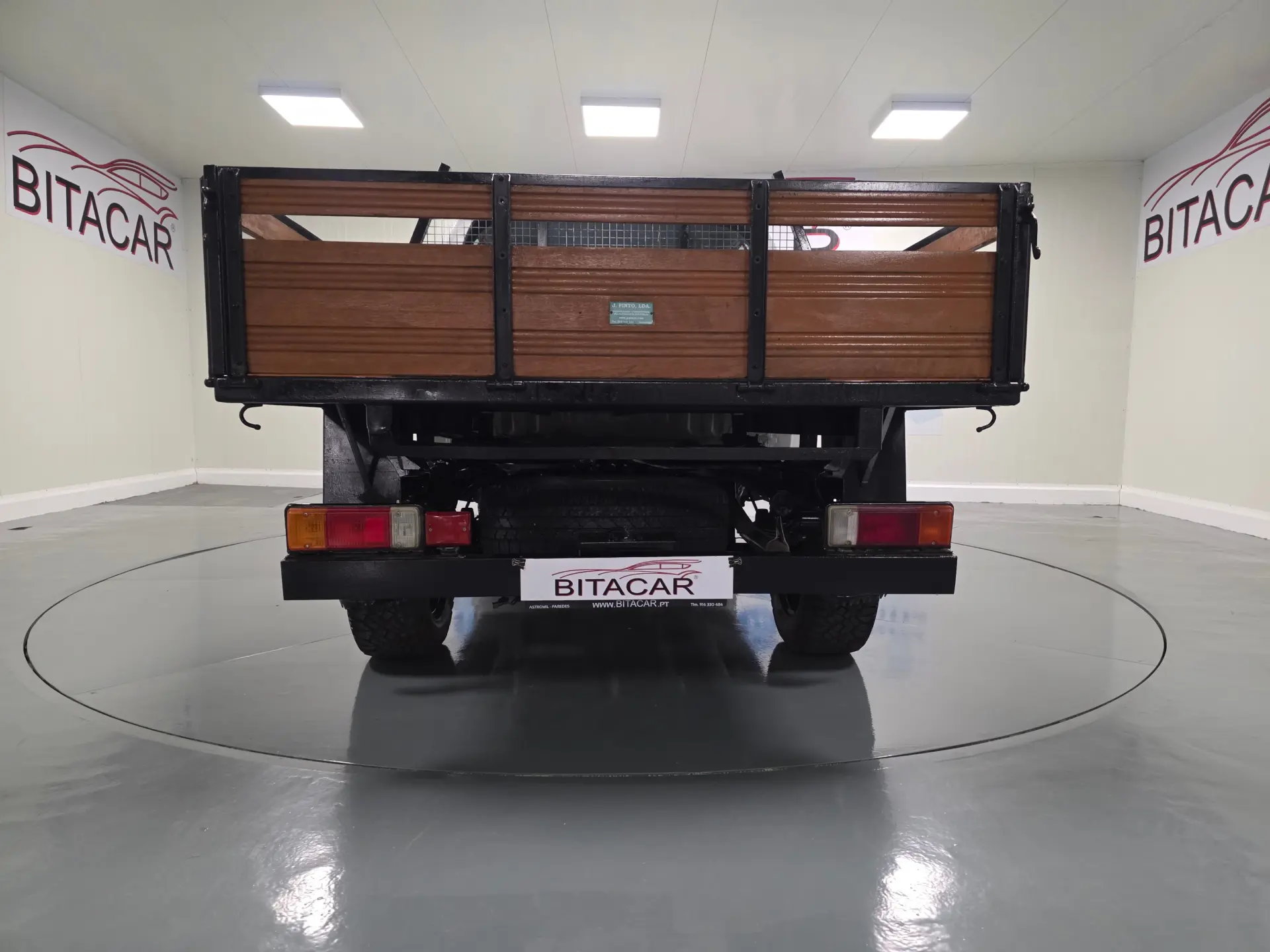 Toyota Hilux 2.4 D-4D 4WD CD CH 23