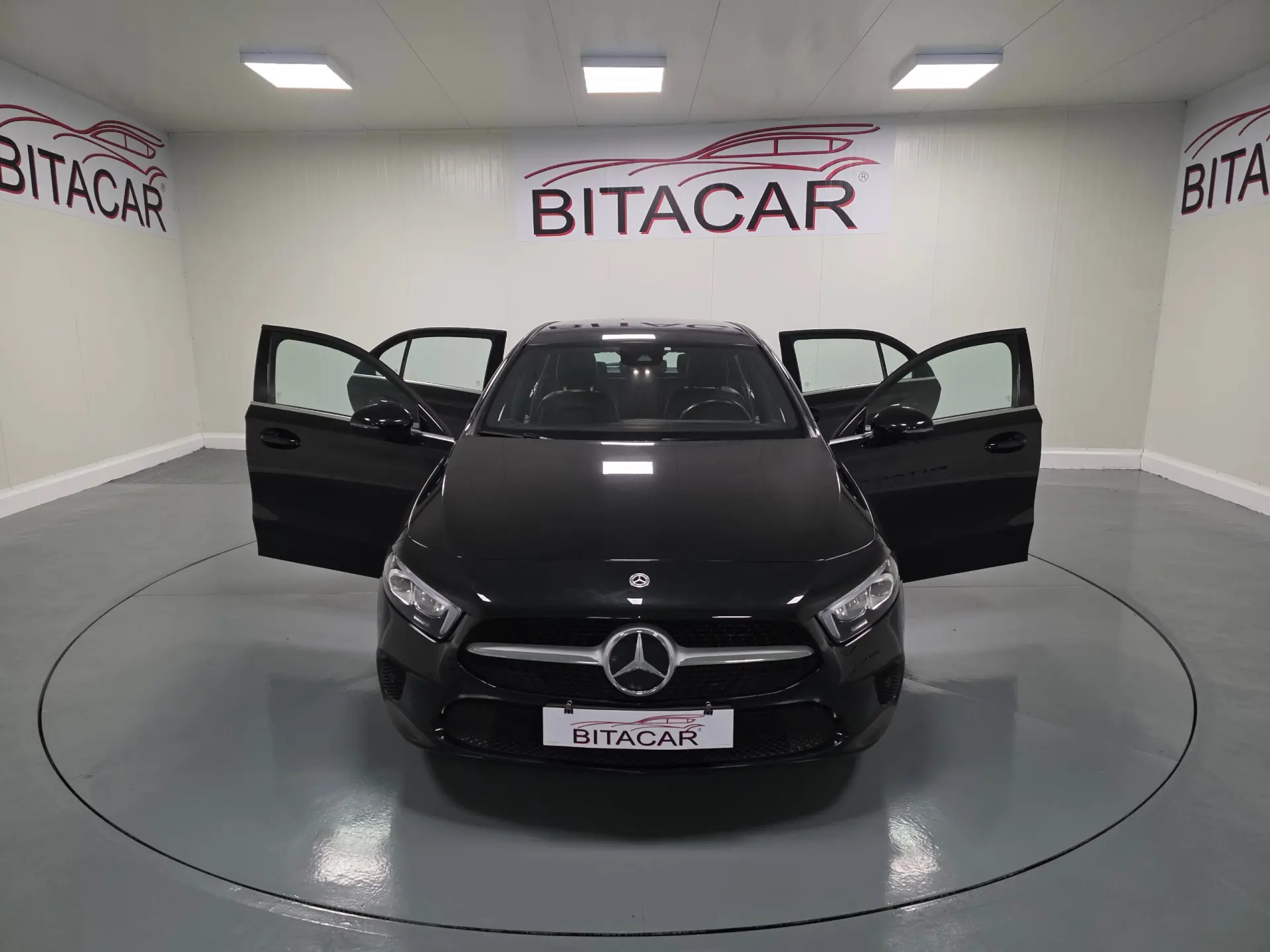 Mercedes-Benz A 250 e Style Plus 13