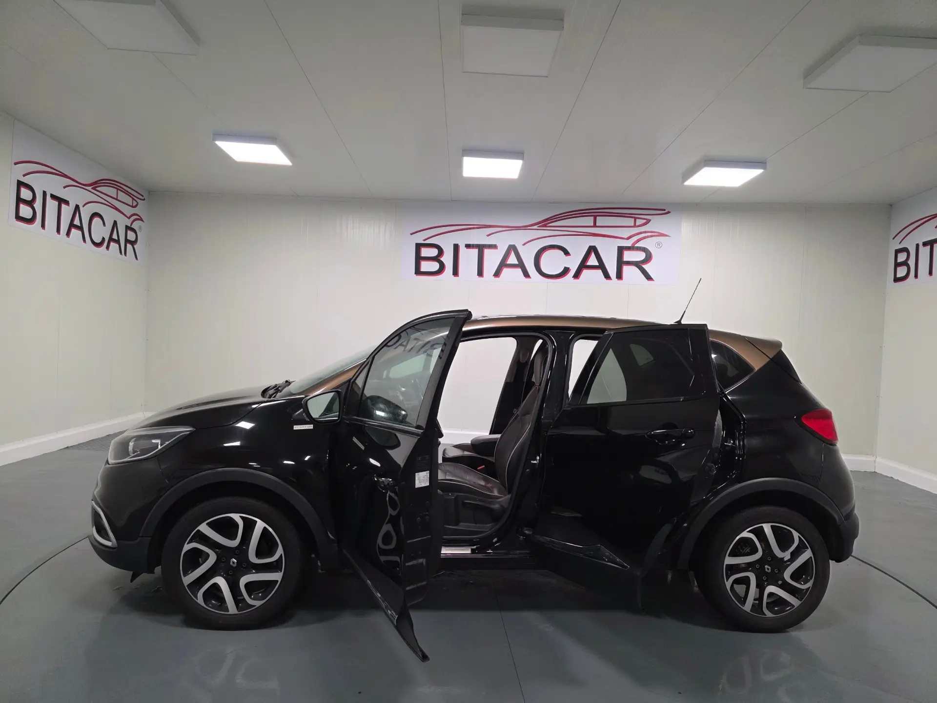 Renault Captur 1.5 dCi Exclusive 22