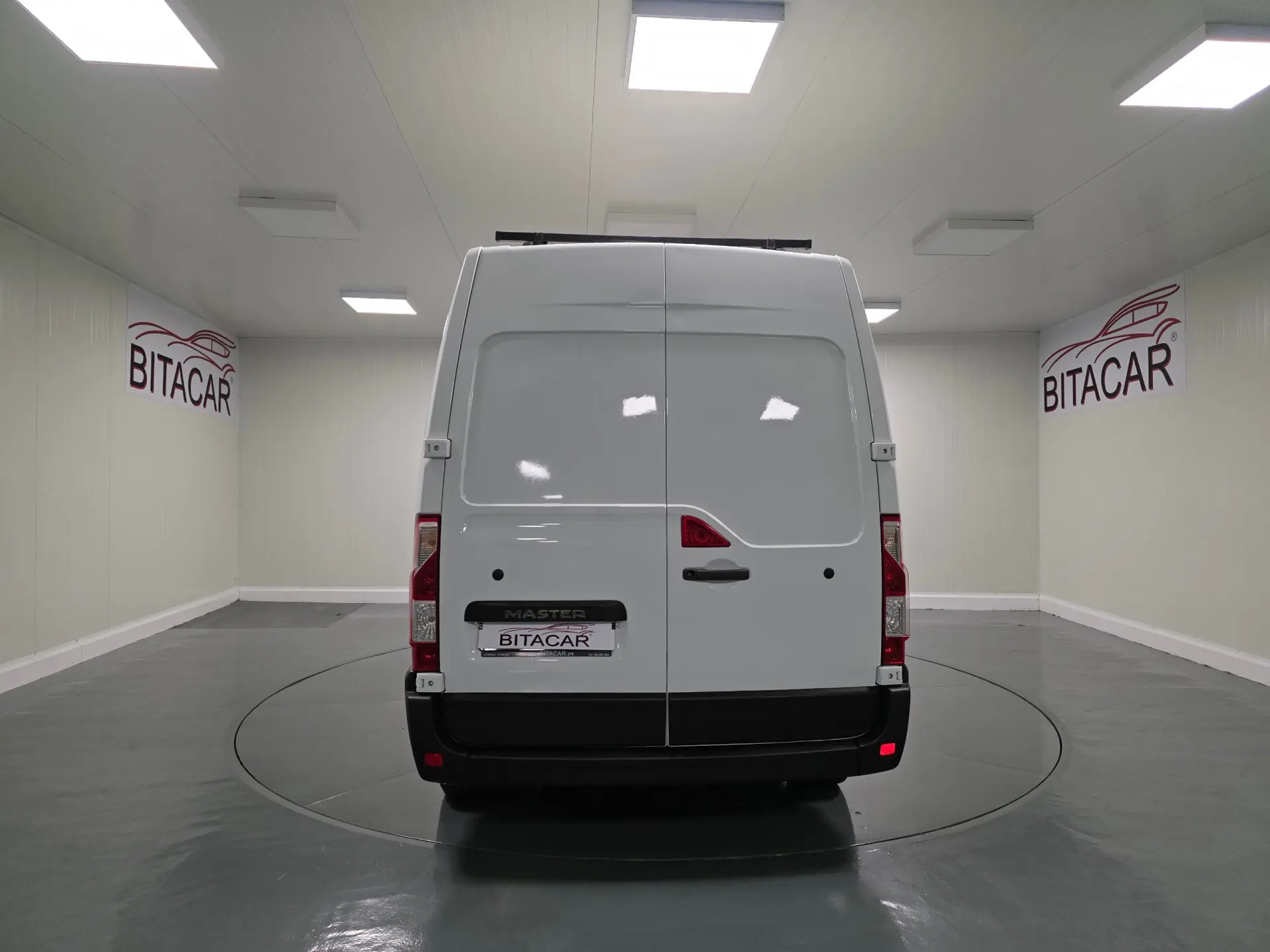 Renault Master 2.3 dCi L2H2 3.5T 29