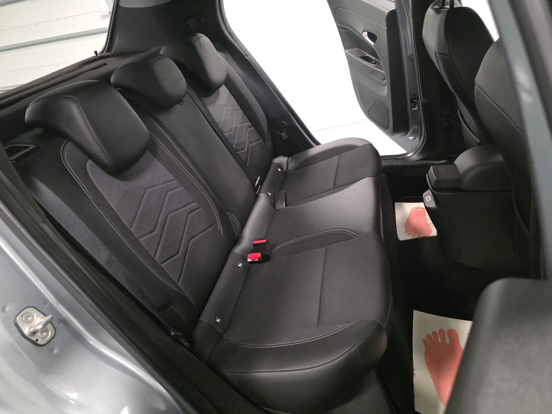 Jeep Avenger 1.2 GSE T3 Altitude 57