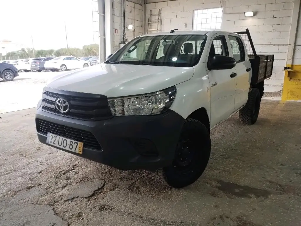 Toyota Hilux 2.4 D-4D 4WD CD CH 2