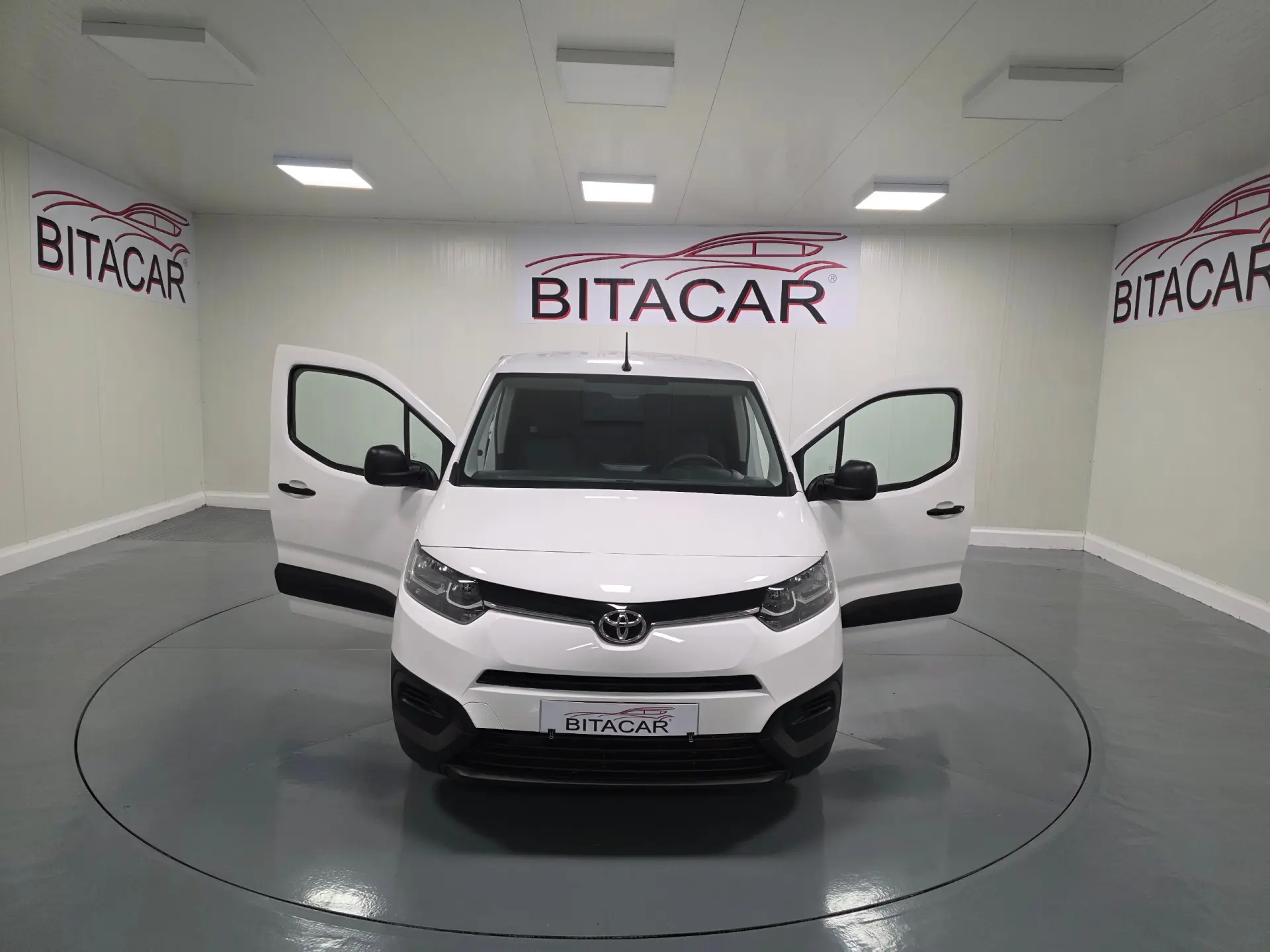 Toyota Proace CITY 1.5D IVA DEDUTIVEL 15