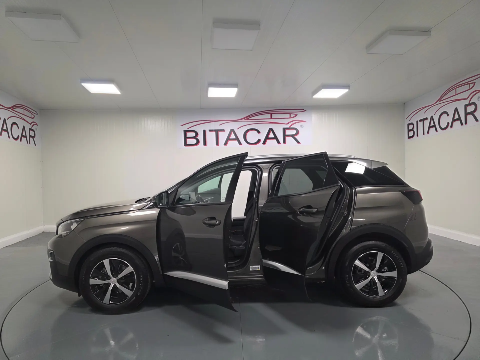 Peugeot 3008 1.5 BLUEHDI ACTIVE 32