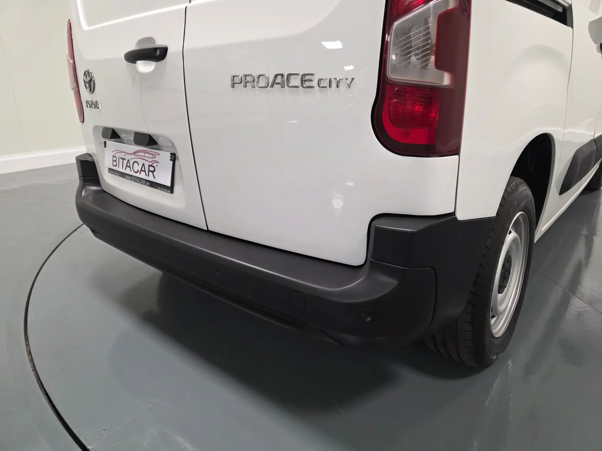 Toyota Proace CITY 1.5D IVA DEDUTIVEL 27