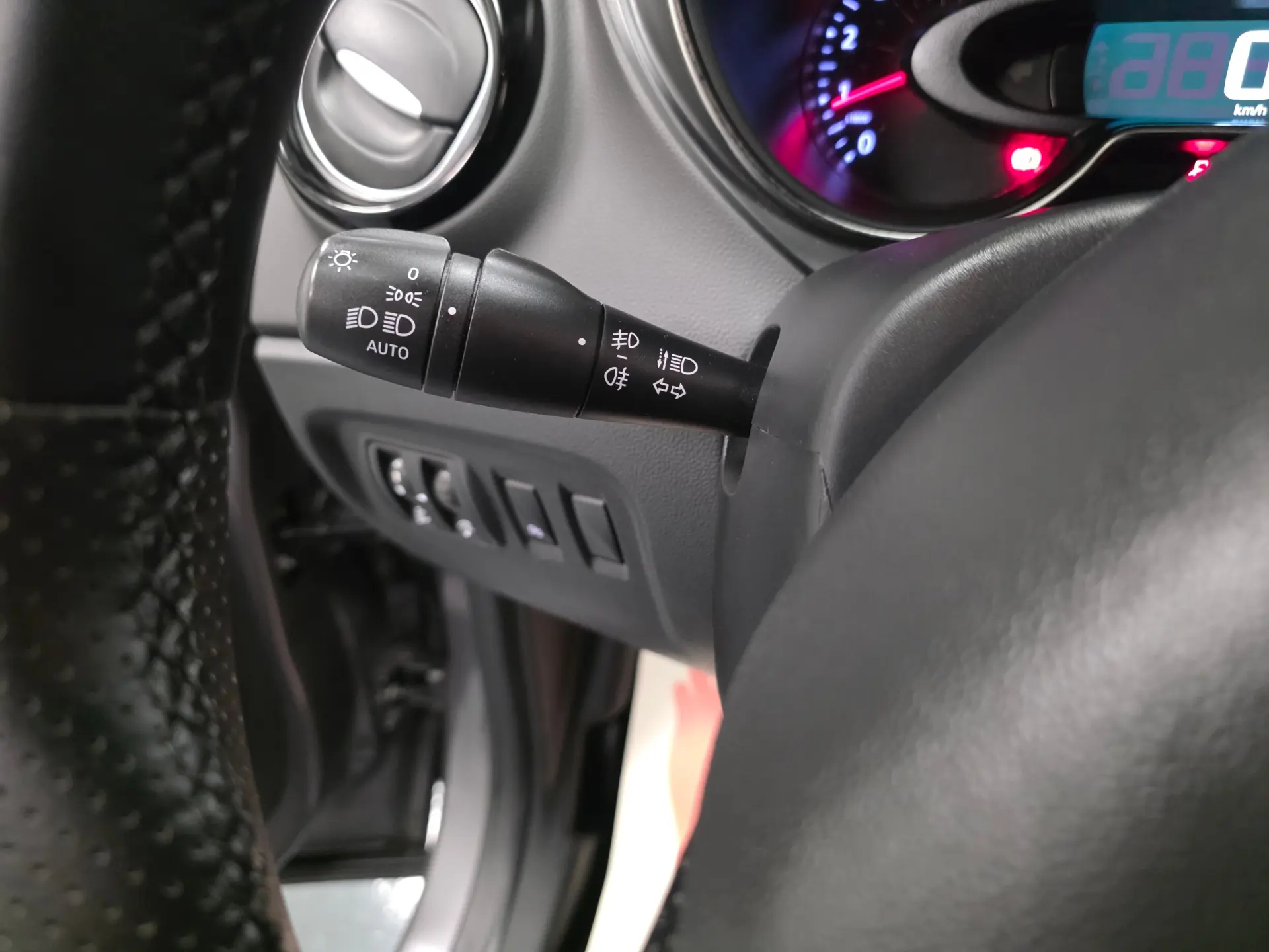 Renault Captur 1.5 DCI EXCLUSIVE 114