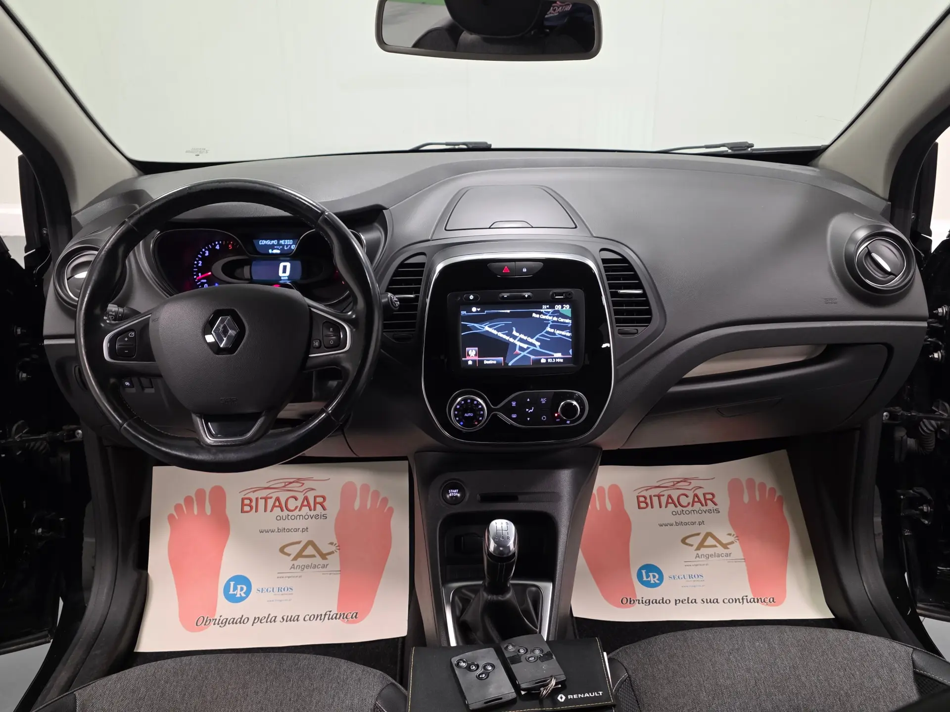 Renault Captur 1.5 DCI EXCLUSIVE 38