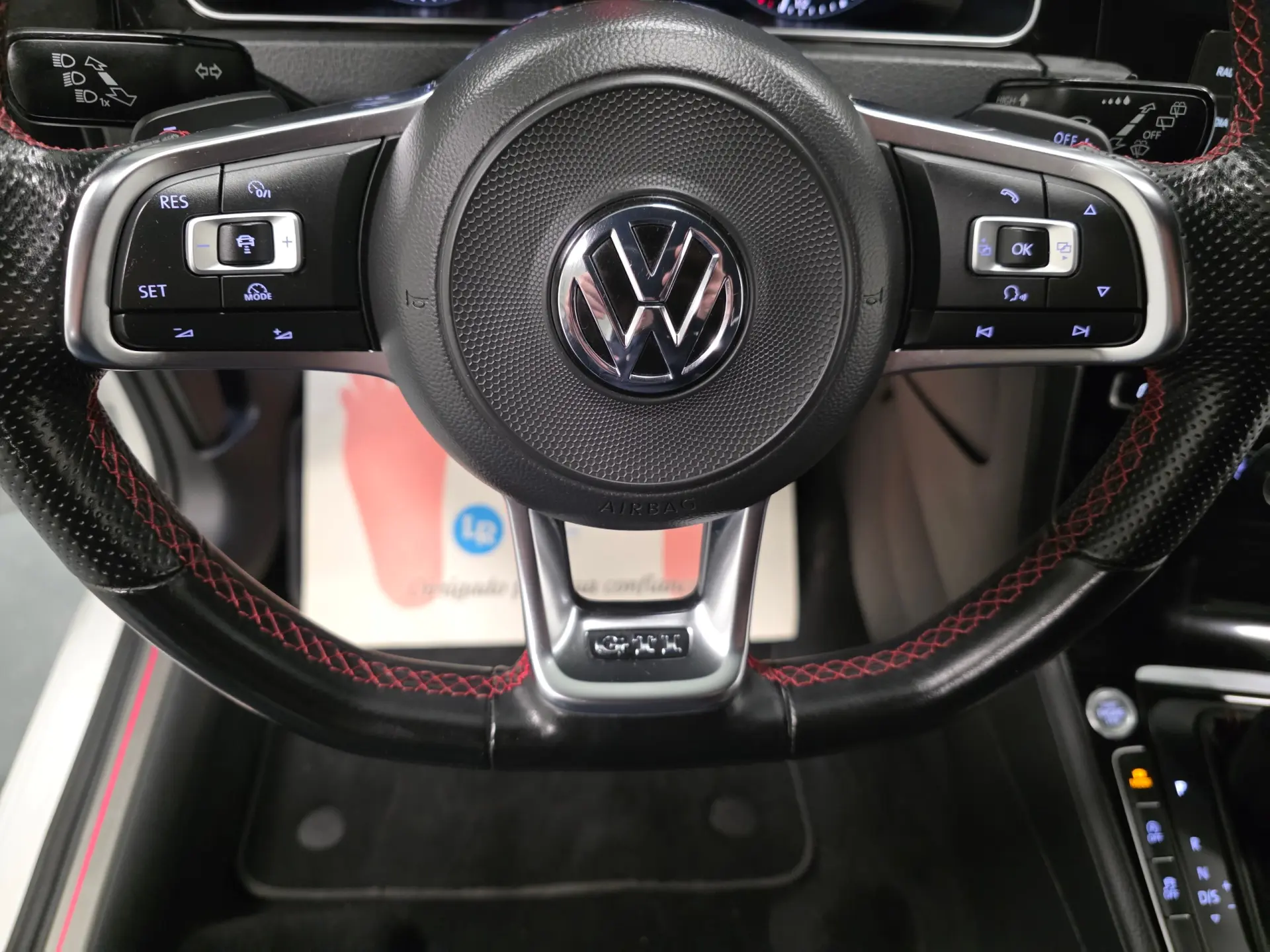 Volkswagen Golf 2.0 TSI GTI DSG Performance 83