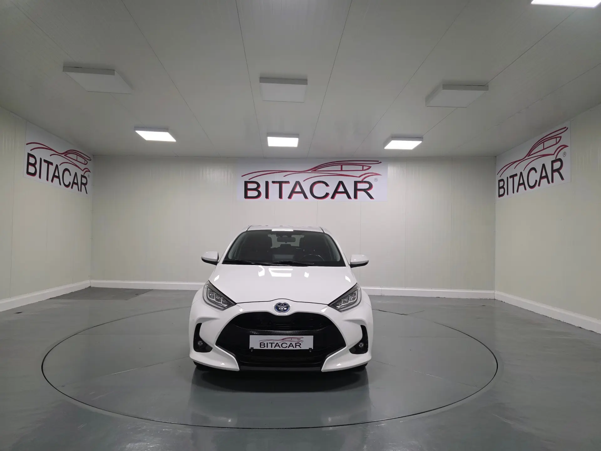 Toyota Yaris 1.5 HDF EXCLUSIVE 7