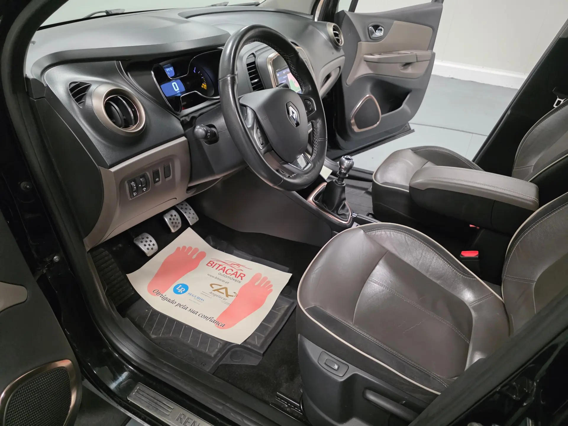 Renault Captur 1.5 dCi Exclusive 71